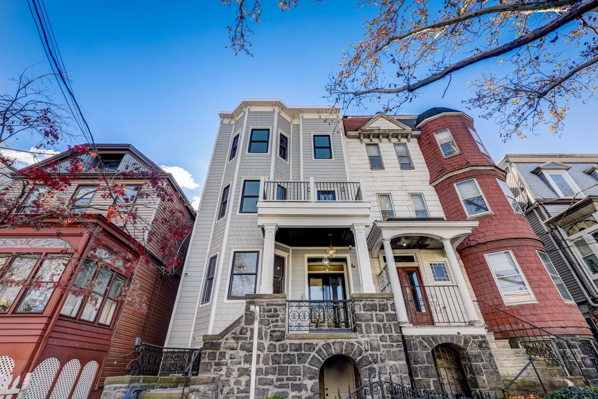 45 BOORAEM AVE Unit: 3