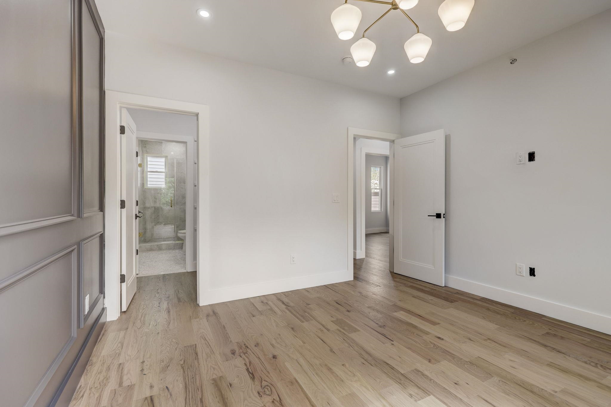 45 BOORAEM AVE Unit: 3