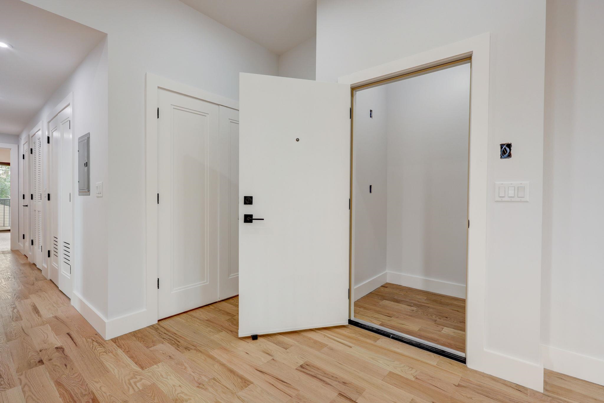 45 BOORAEM AVE Unit: 3