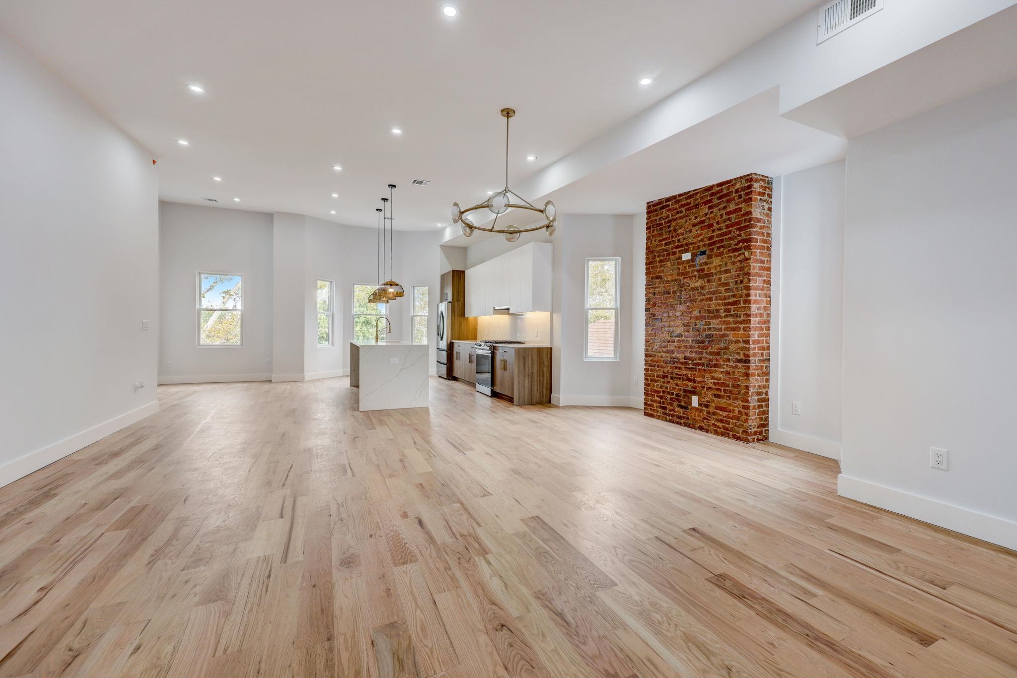 45 BOORAEM AVE Unit: 3