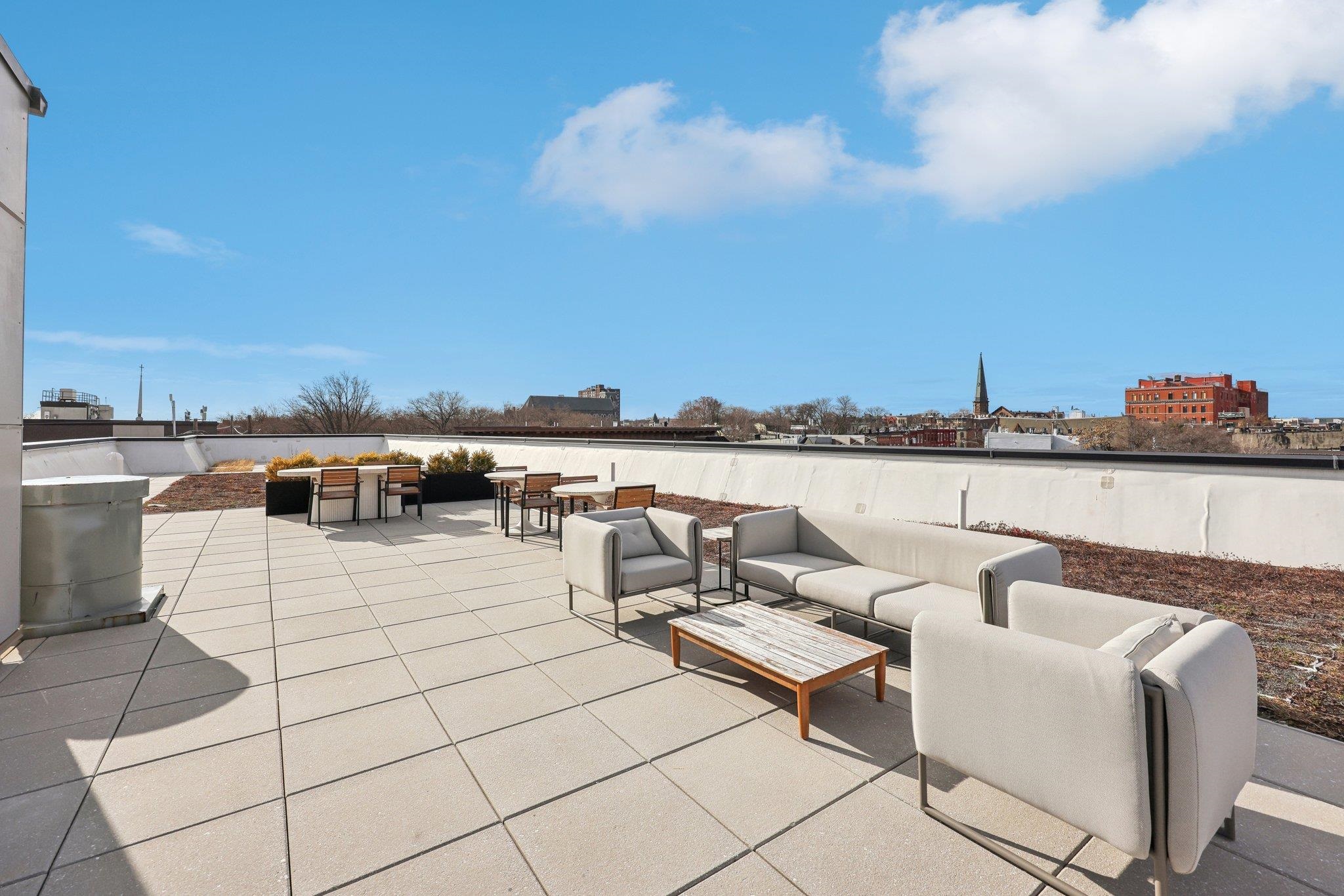 424 ARLINGTON AVE Unit: 505