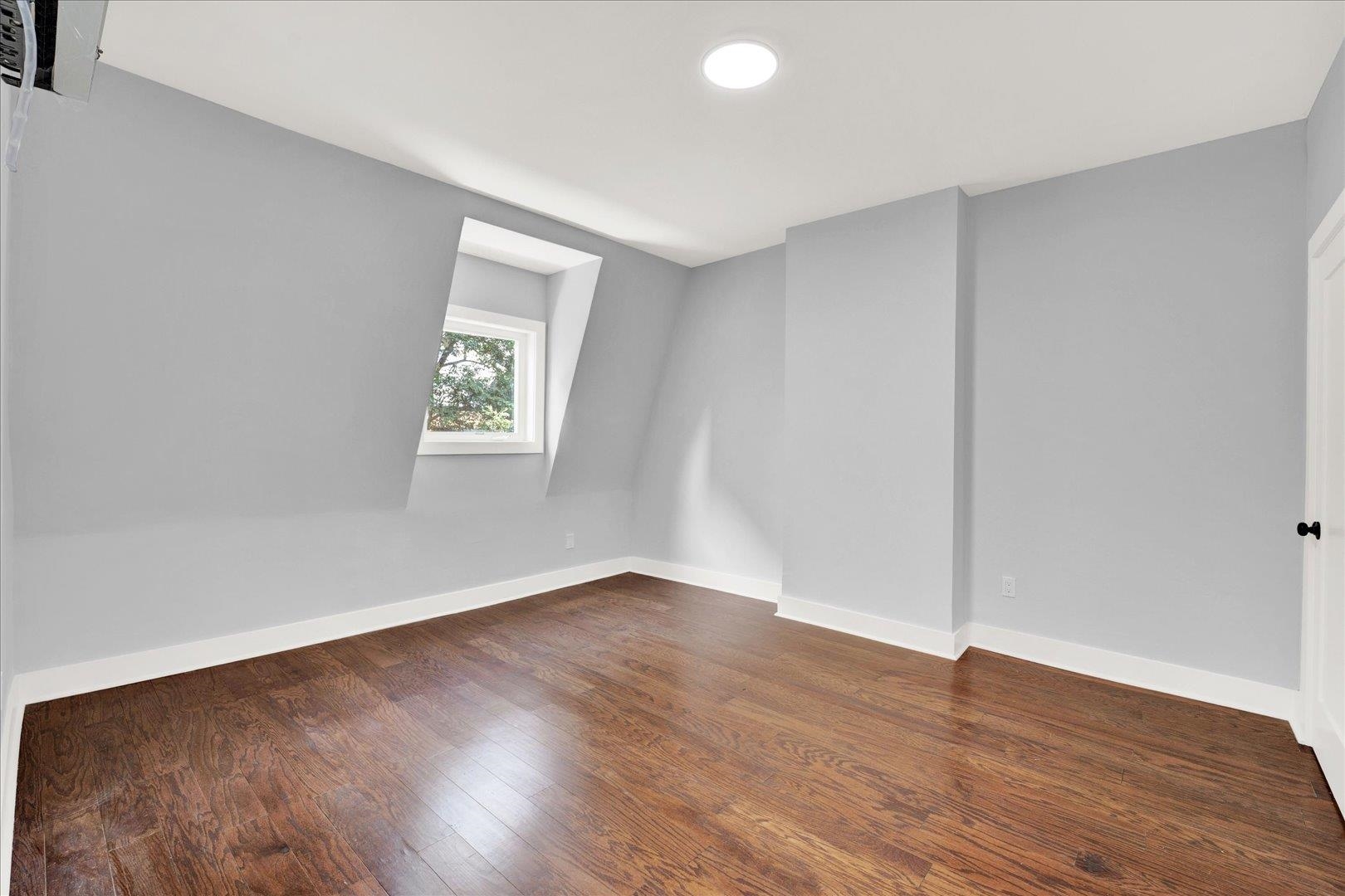 828 OCEAN AVE Unit: 2