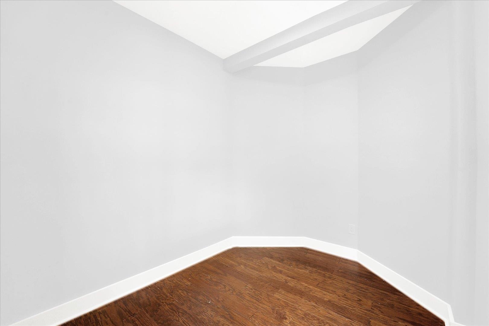 828 OCEAN AVE Unit: 2