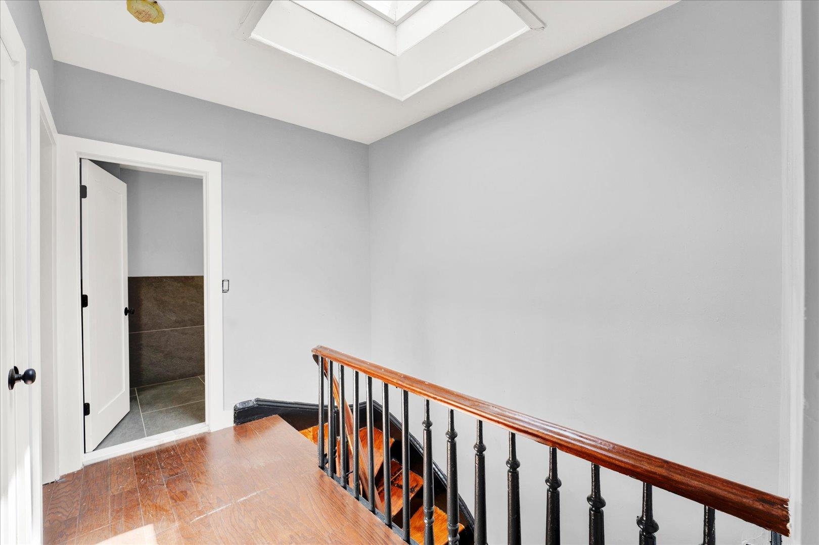 828 OCEAN AVE Unit: 2