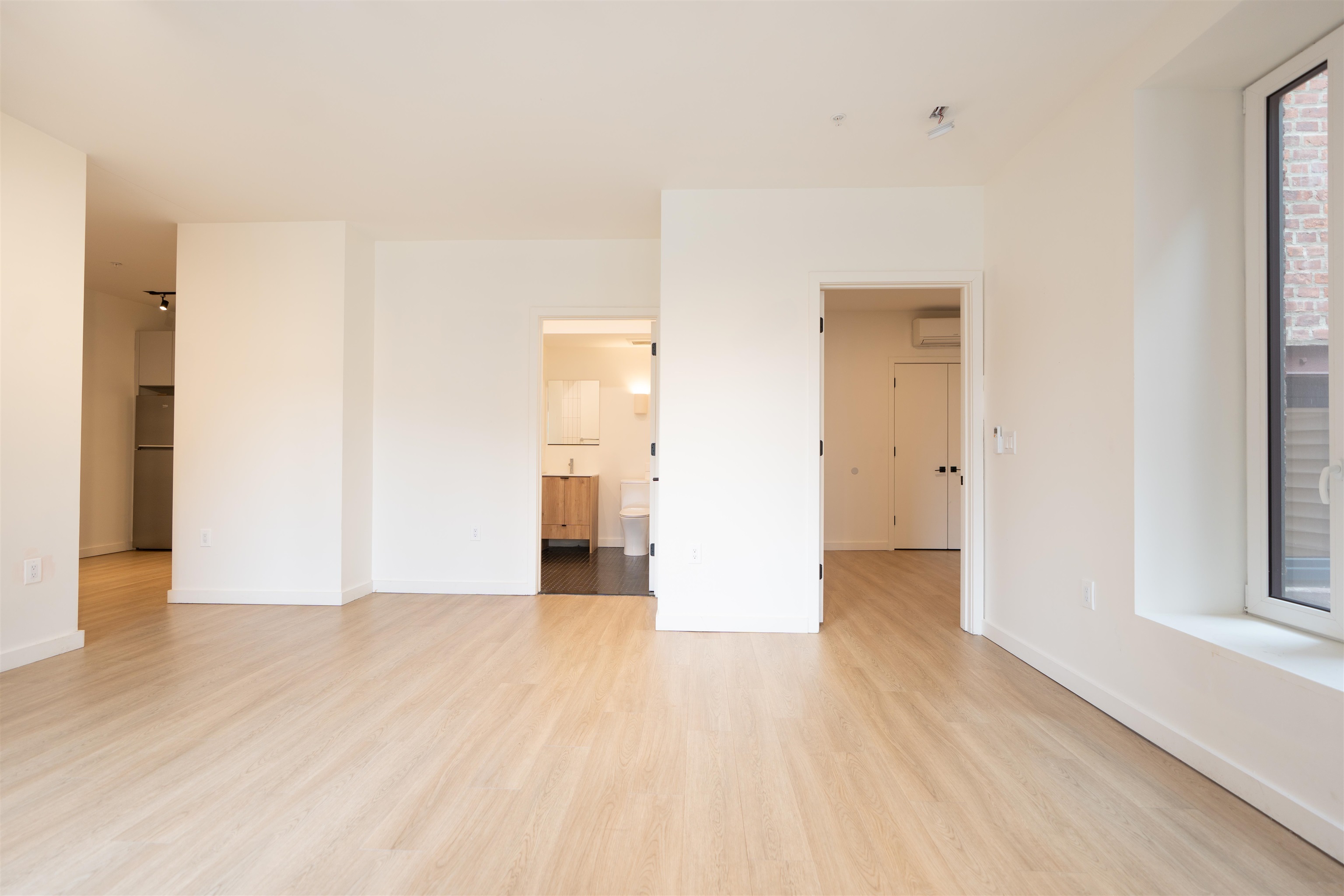 328 PACIFIC AVE Unit: 101