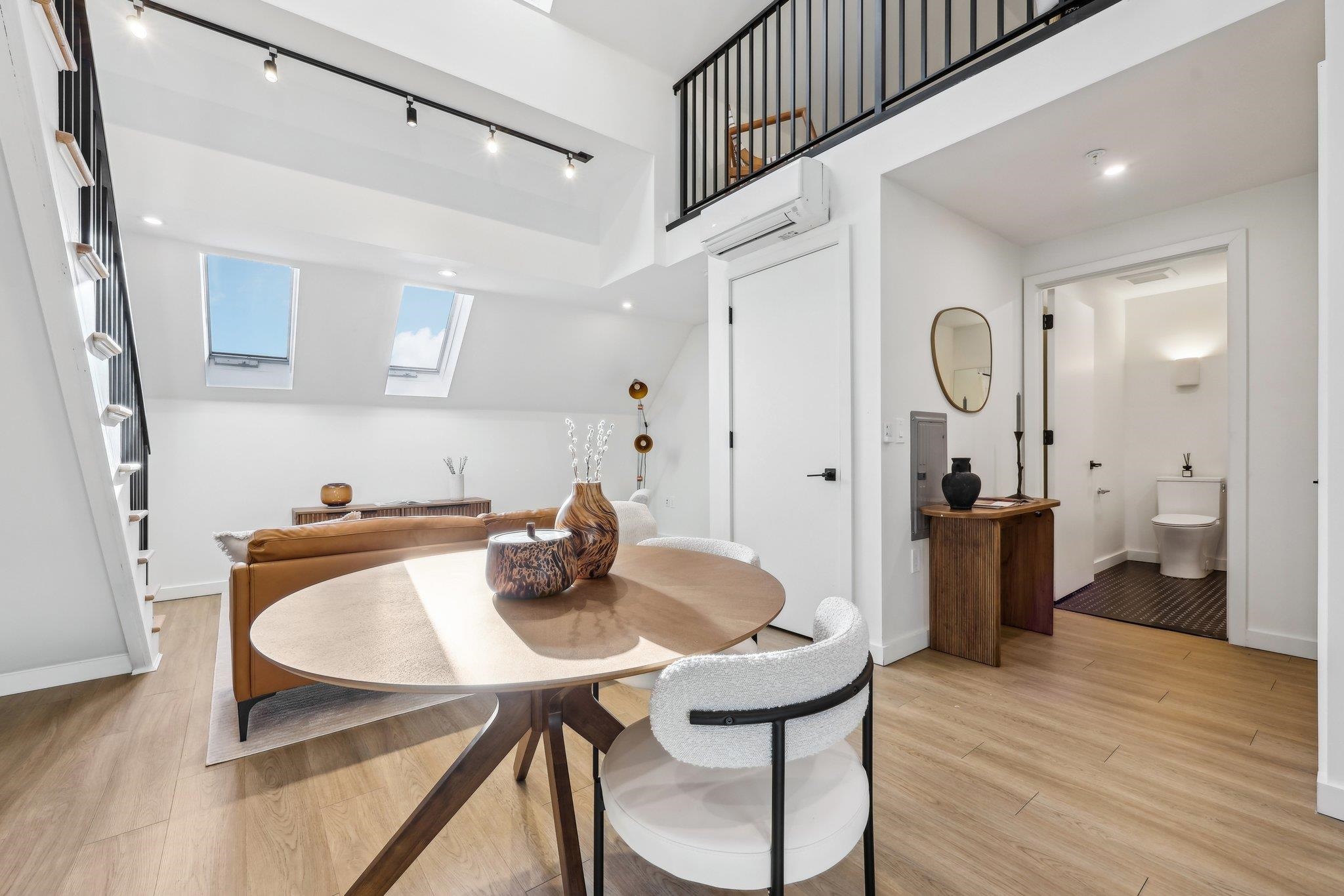 328 PACIFIC AVE Unit: 401