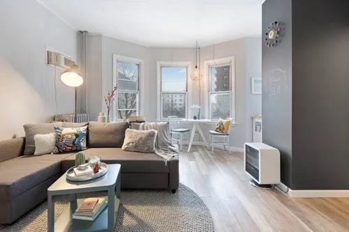 4914 PARK AVE Unit: 2F