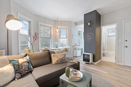 4914 PARK AVE Unit: 2F