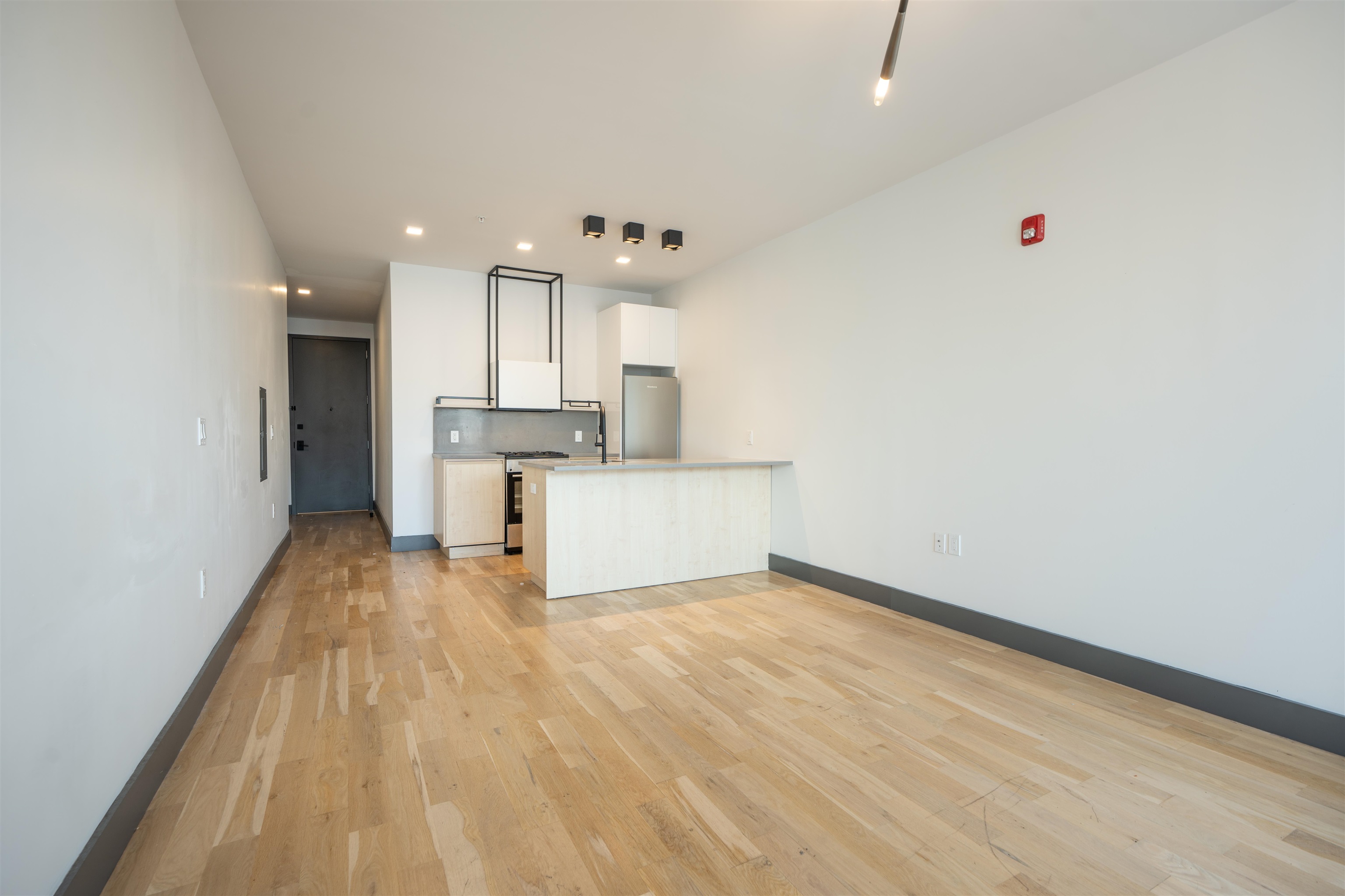 424 ARLINGTON AVE Unit: 408