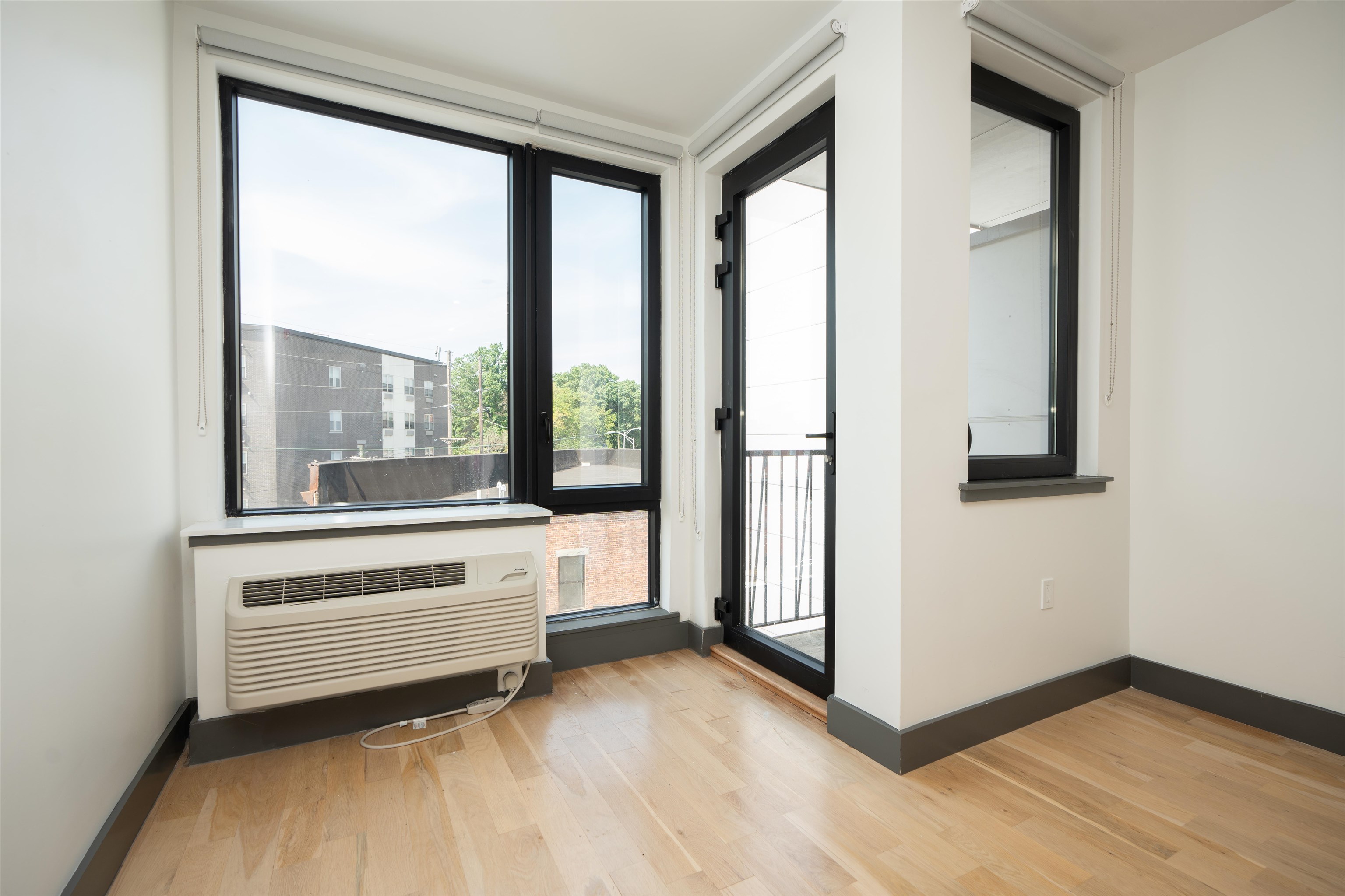 424 ARLINGTON AVE Unit: 408