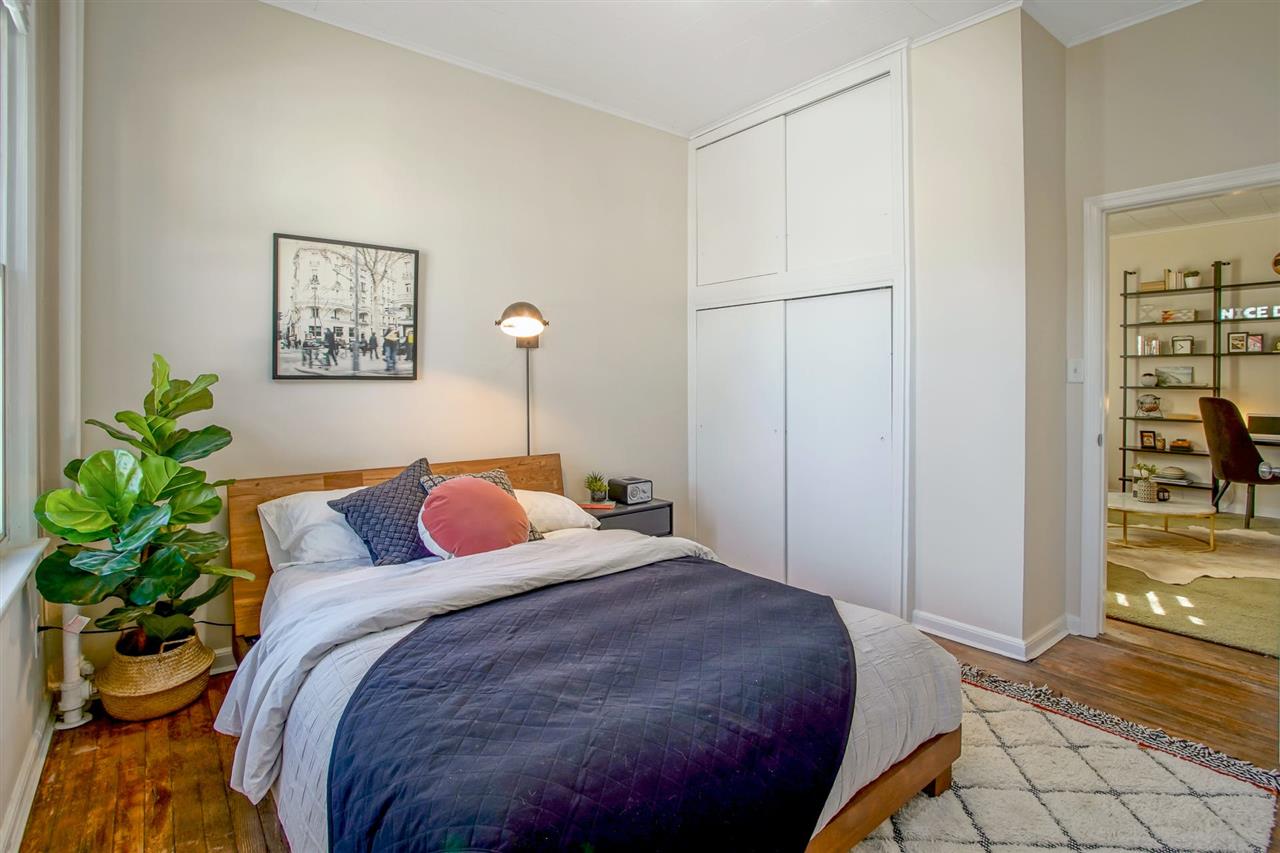 4914 PARK AVE Unit: 2R