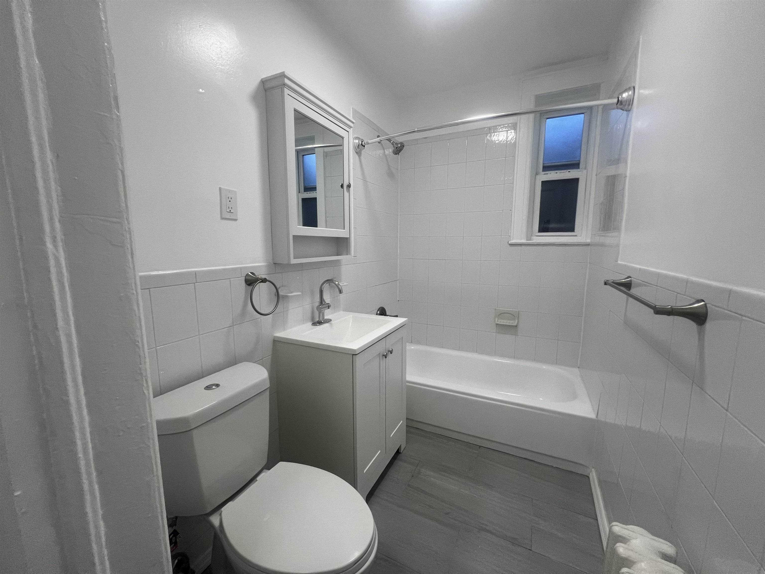 8610 JOHN F KENNEDY BLVD Unit: 9