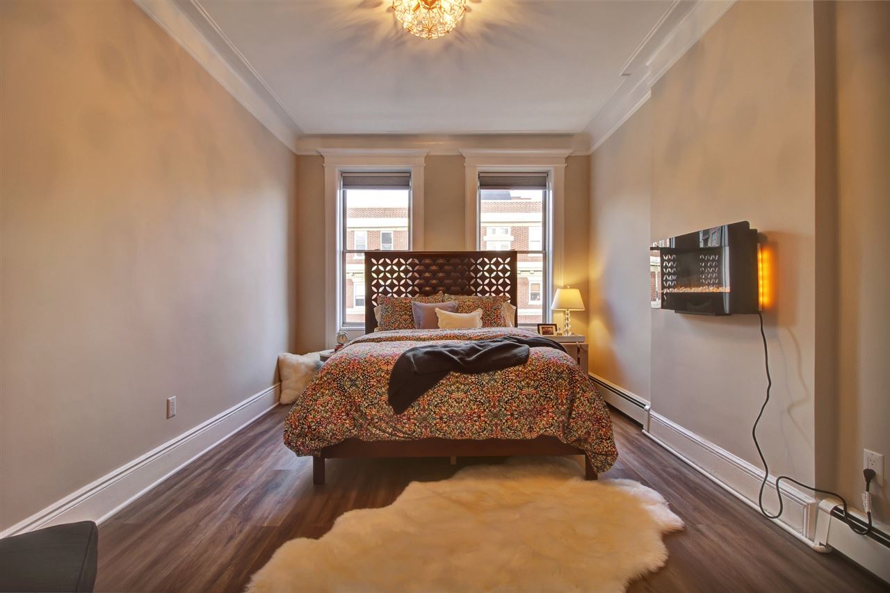 97 CLIFTON TERRACE Unit: 7