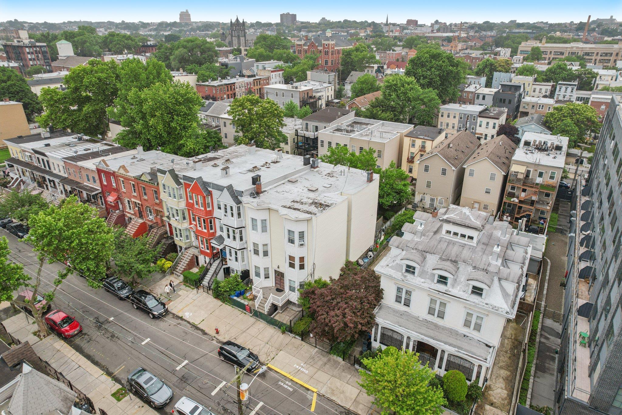 59 MONITOR ST Unit: 3R