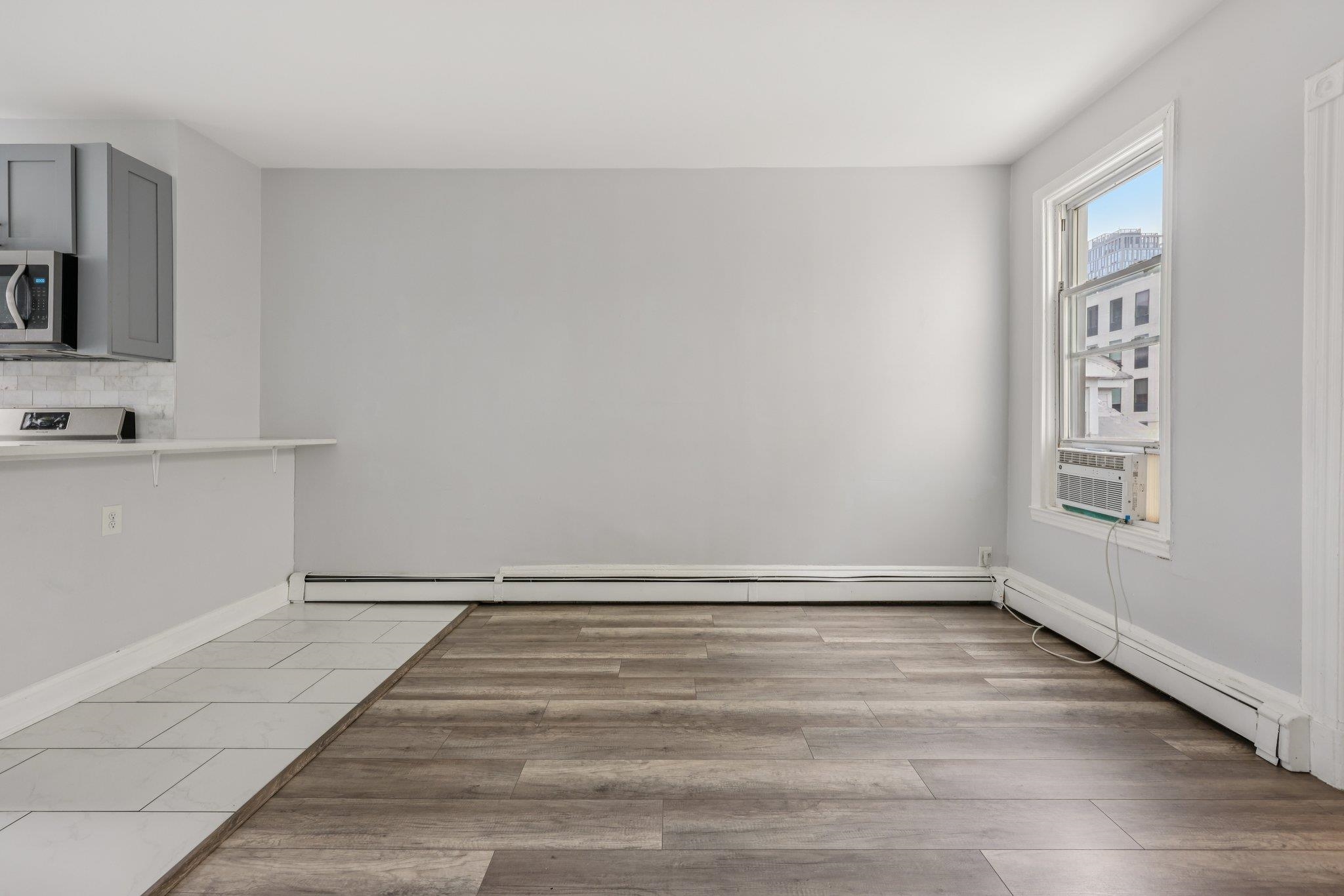 59 MONITOR ST Unit: 3R