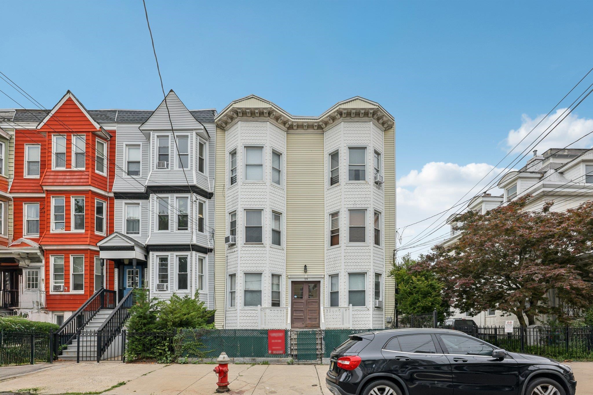 59 MONITOR ST Unit: 3R