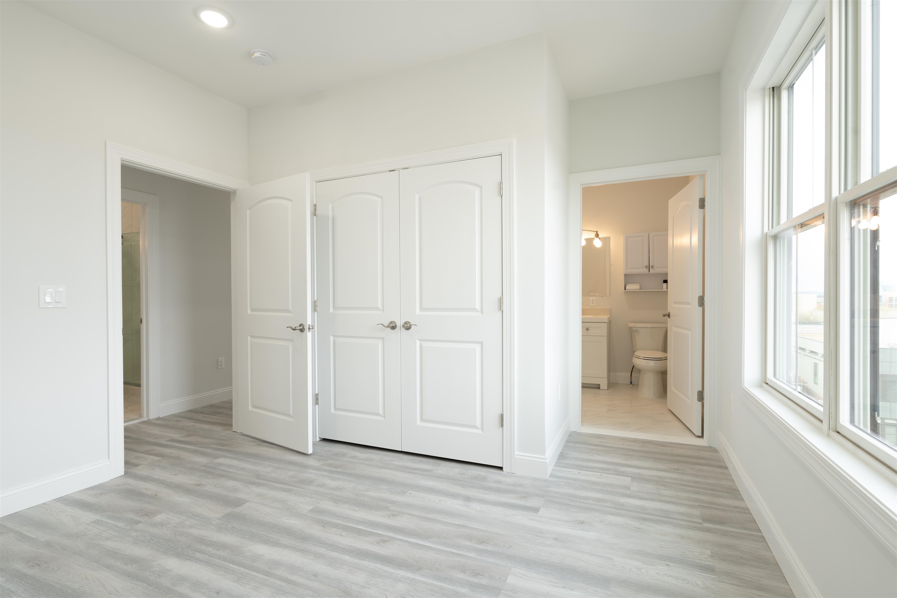 144 BERGEN AVE Unit: 3B