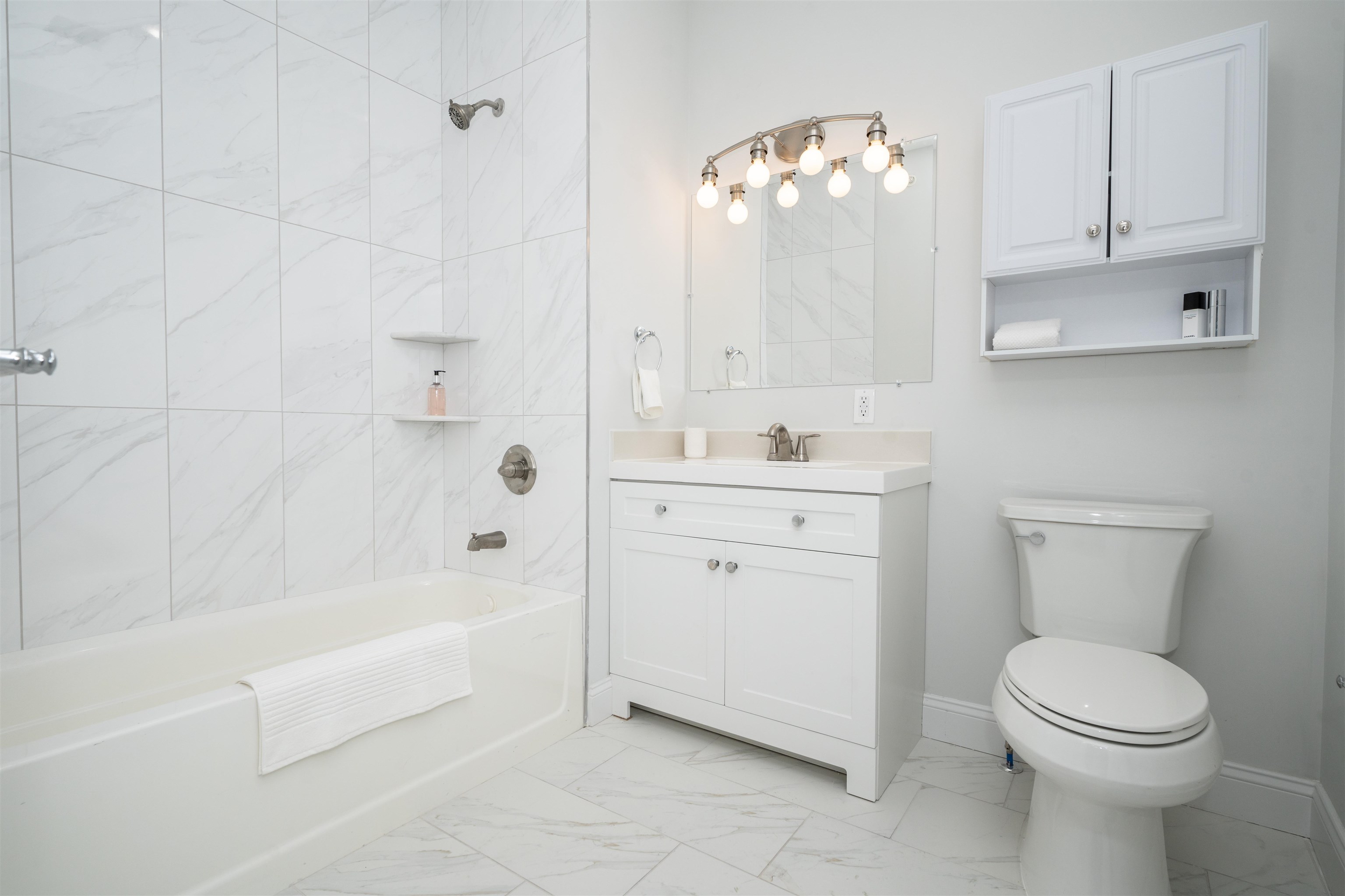 144 BERGEN AVE Unit: 3B