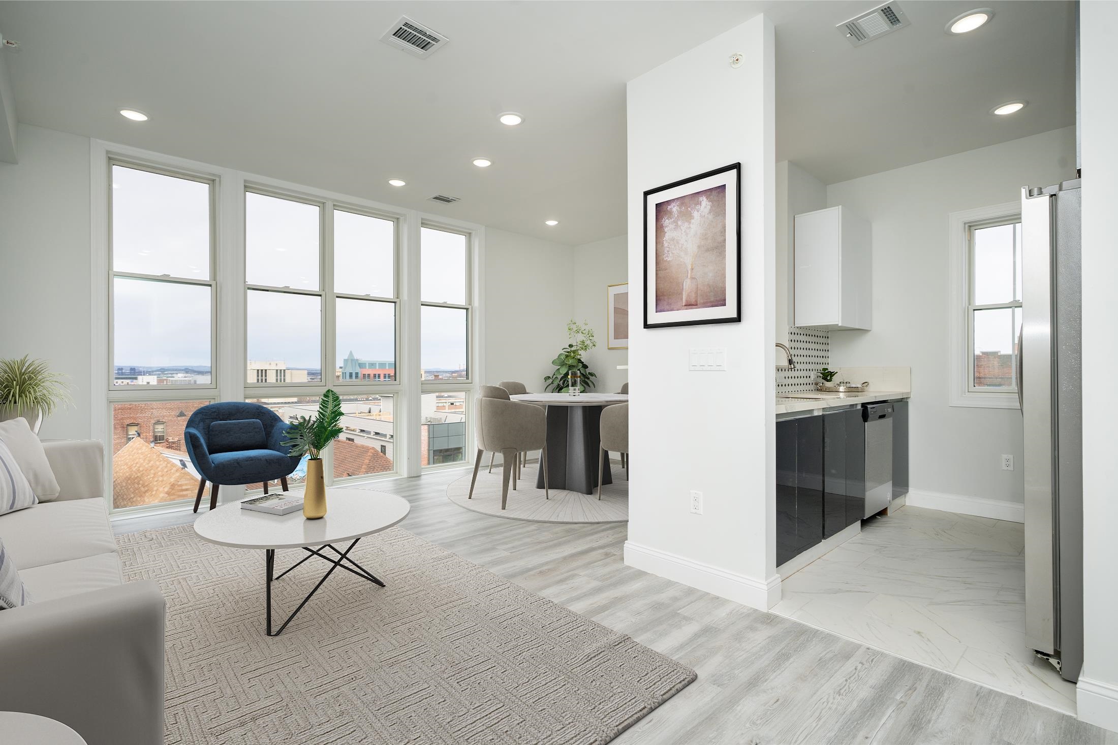 144 BERGEN AVE Unit: 3B
