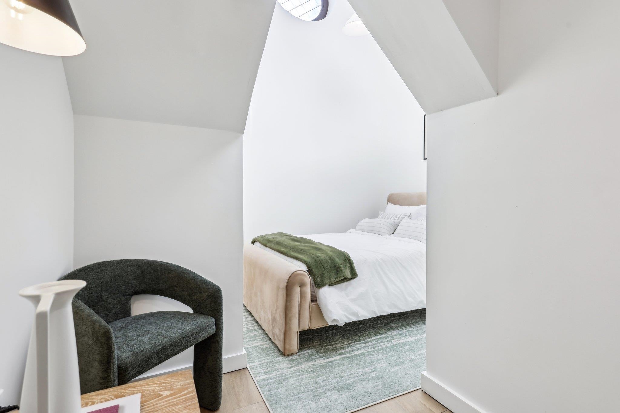 328 PACIFIC AVE Unit: 403