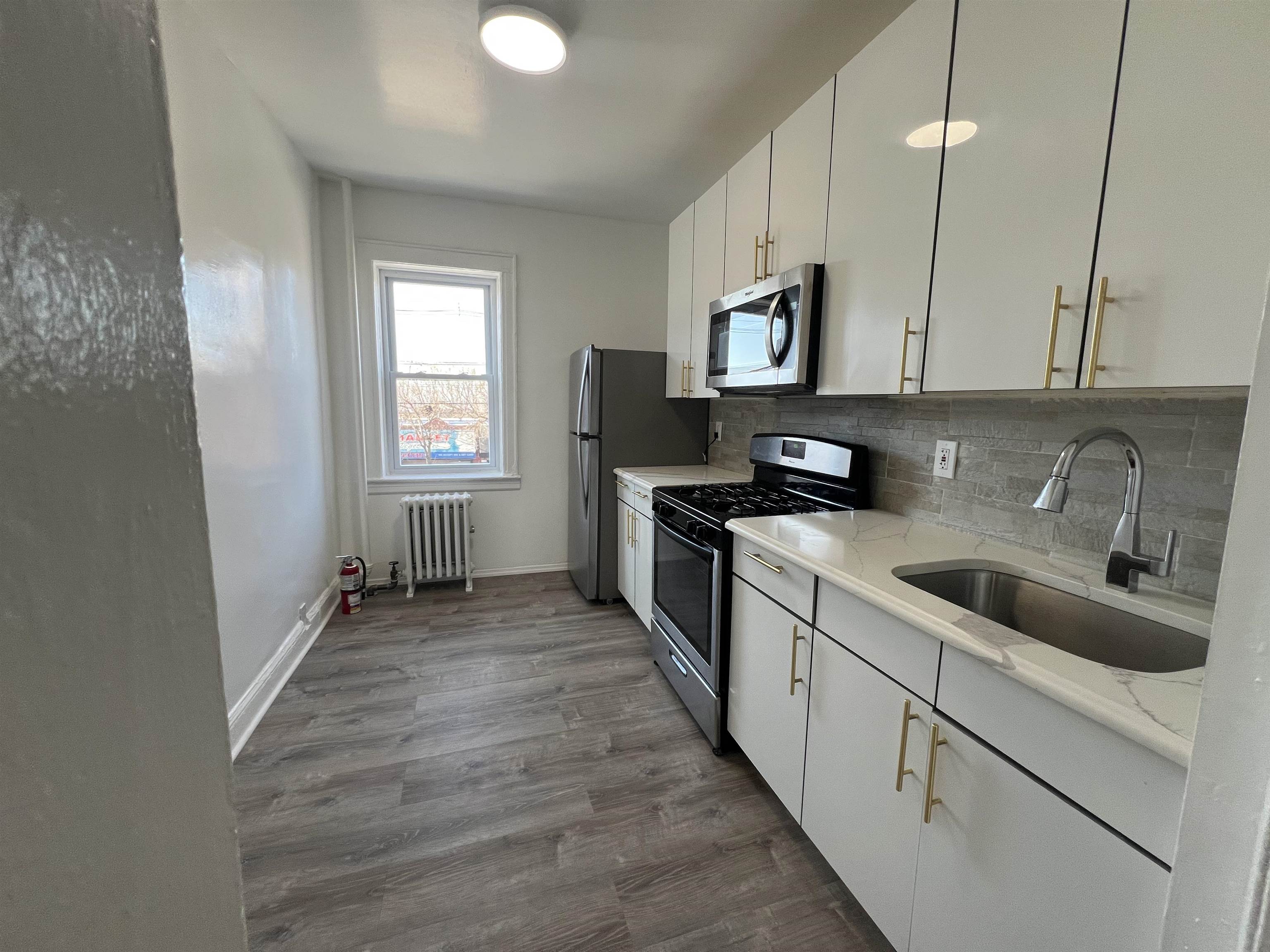 8610 JOHN F KENNEDY BLVD Unit: 17