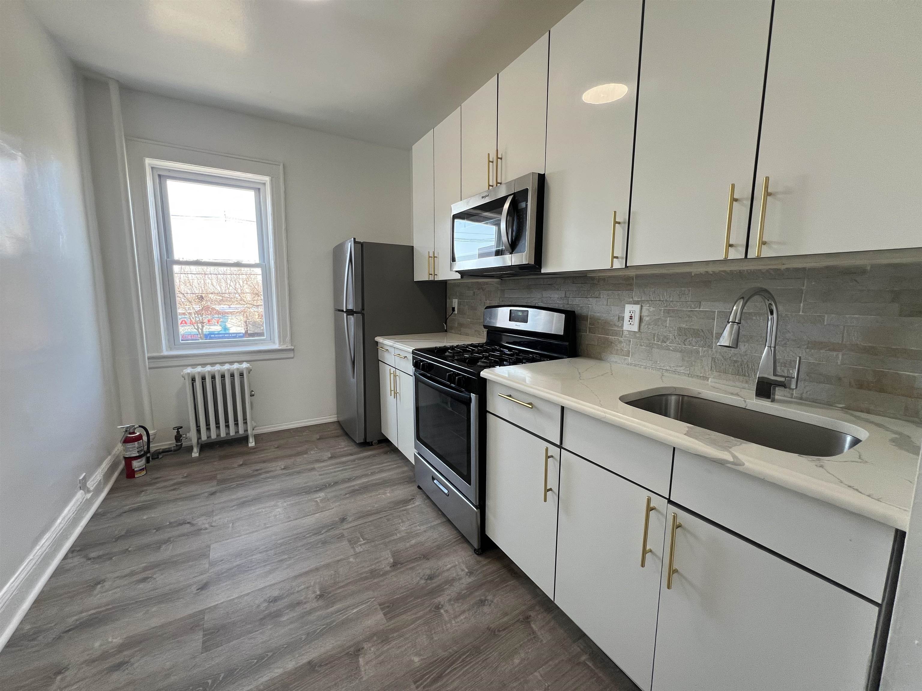 8610 JOHN F KENNEDY BLVD Unit: 17