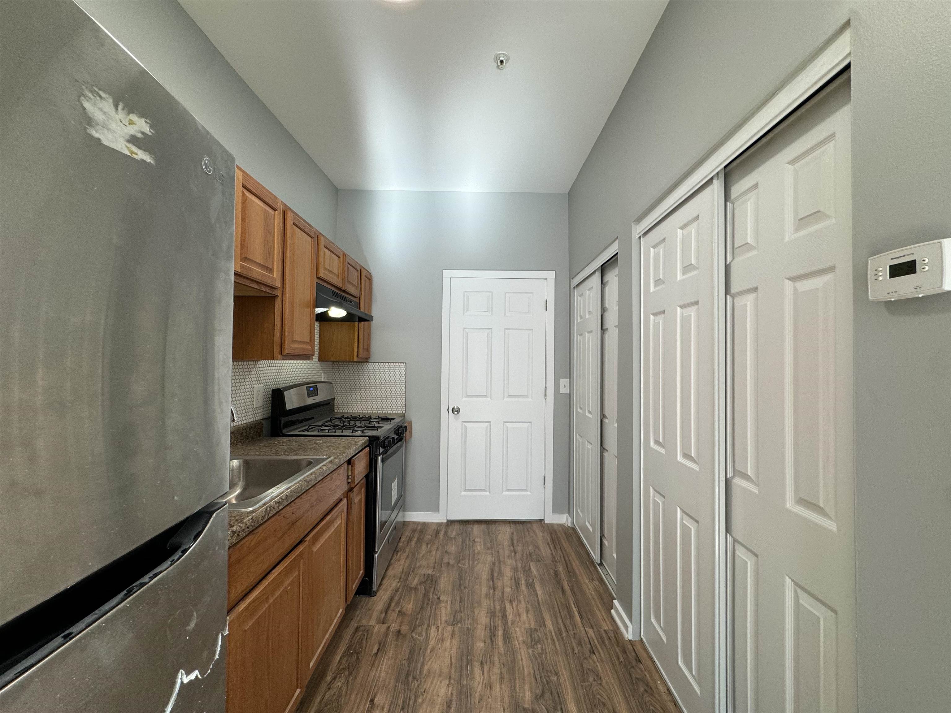 1513 SUMMIT AVE Unit: 1A