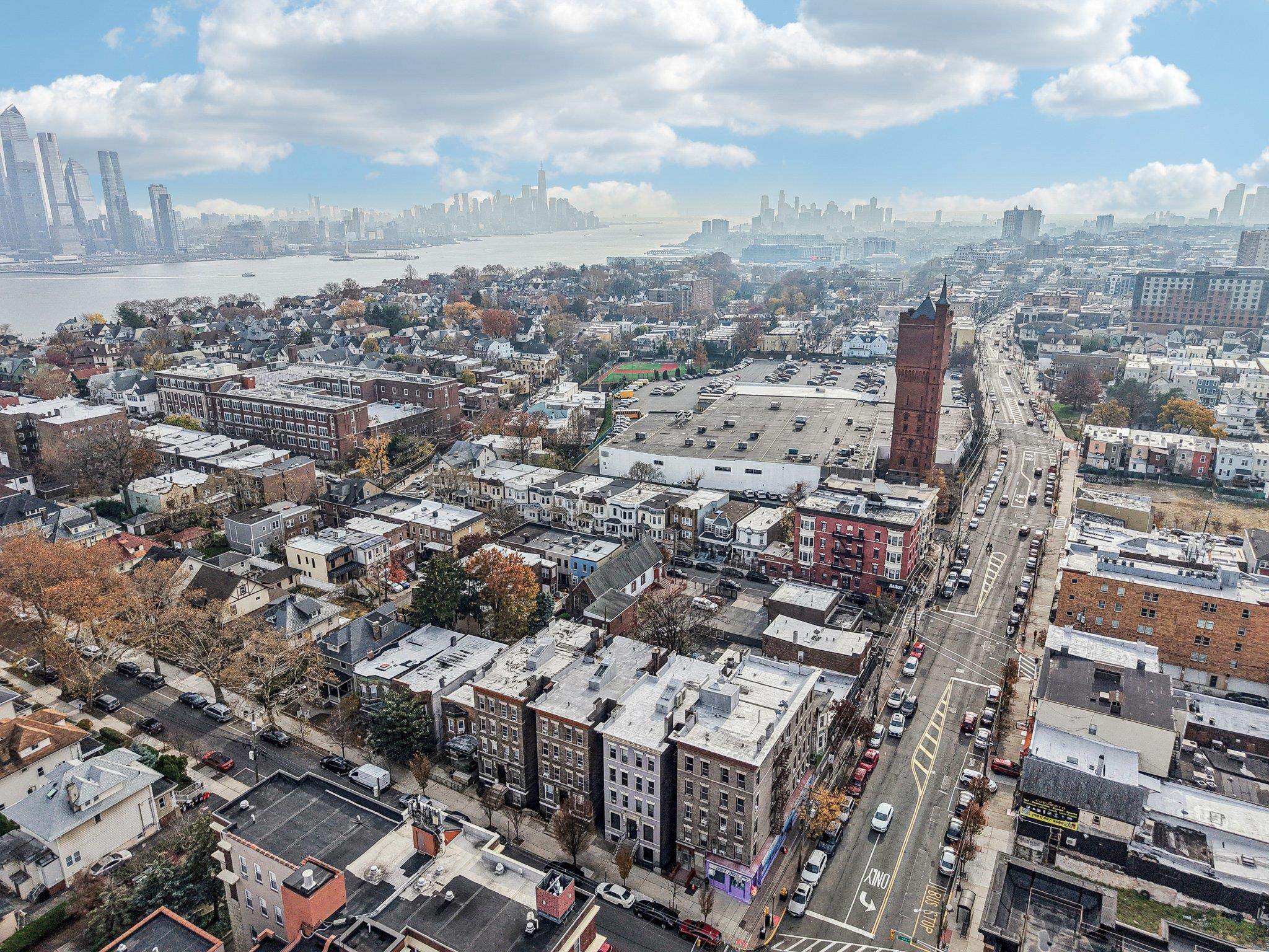 97 CLIFTON TERRACE Unit: 6