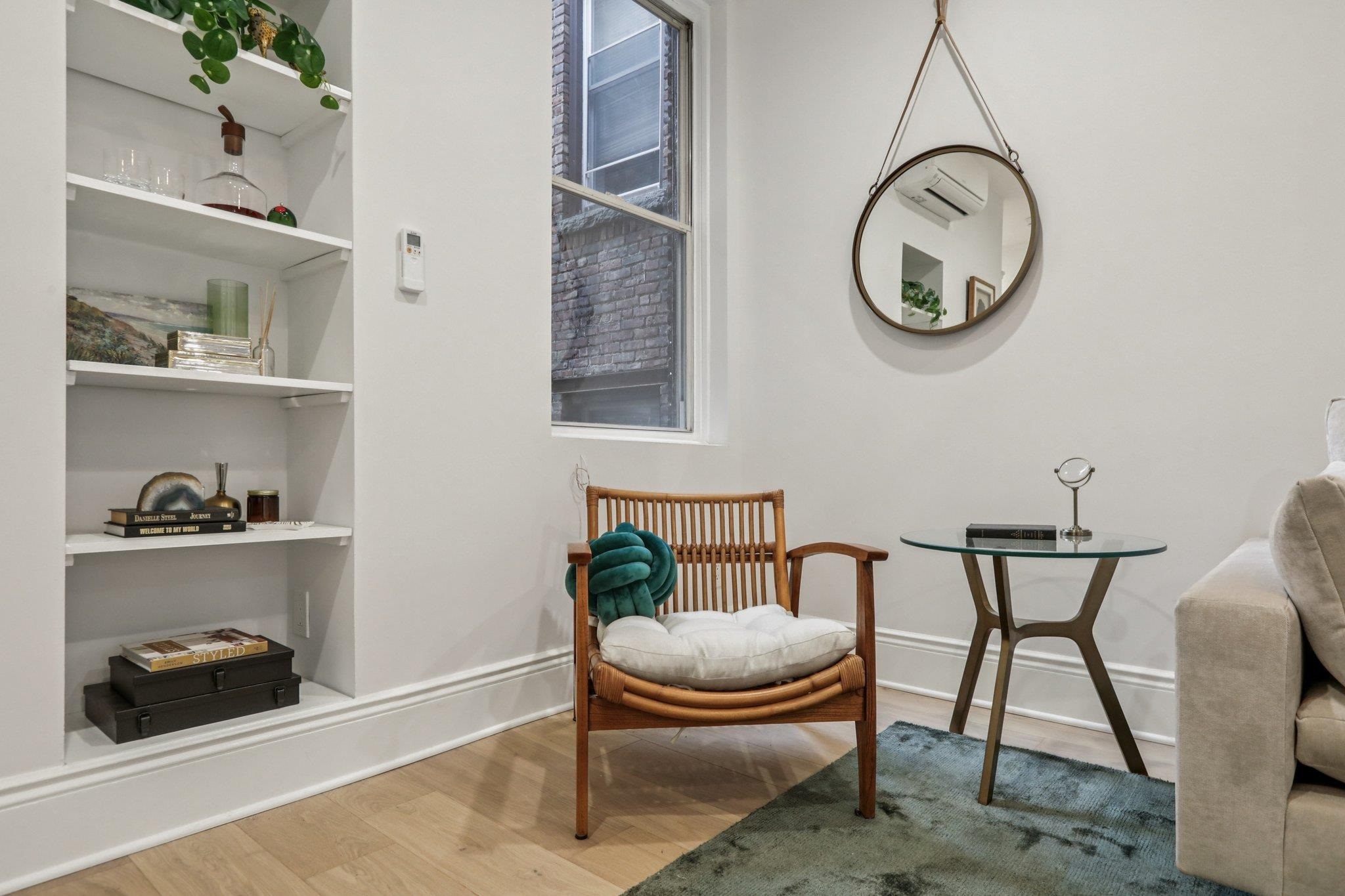 97 CLIFTON TERRACE Unit: 6