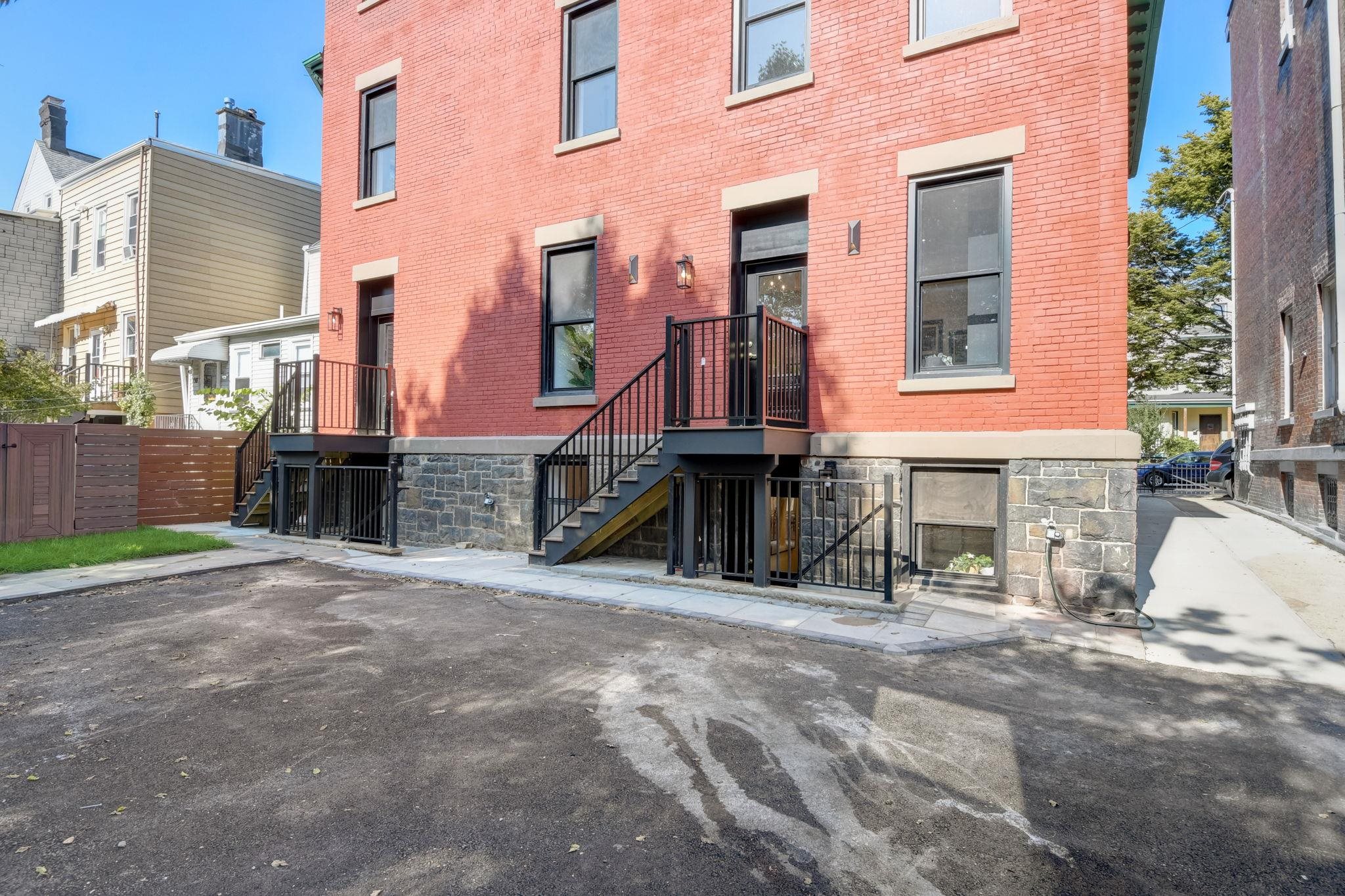 278 PACIFIC AVE Unit: 1