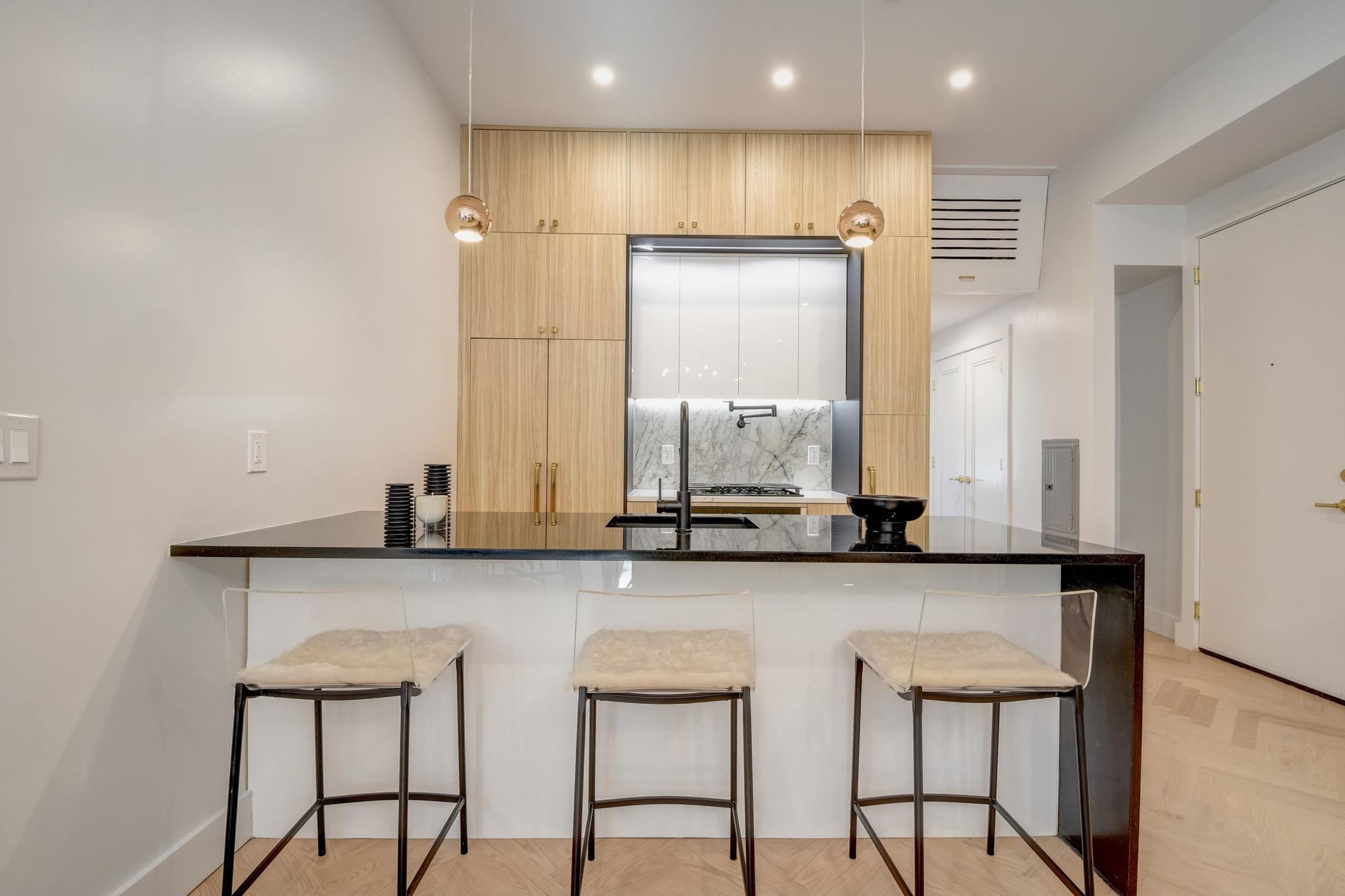 278 PACIFIC AVE Unit: 1