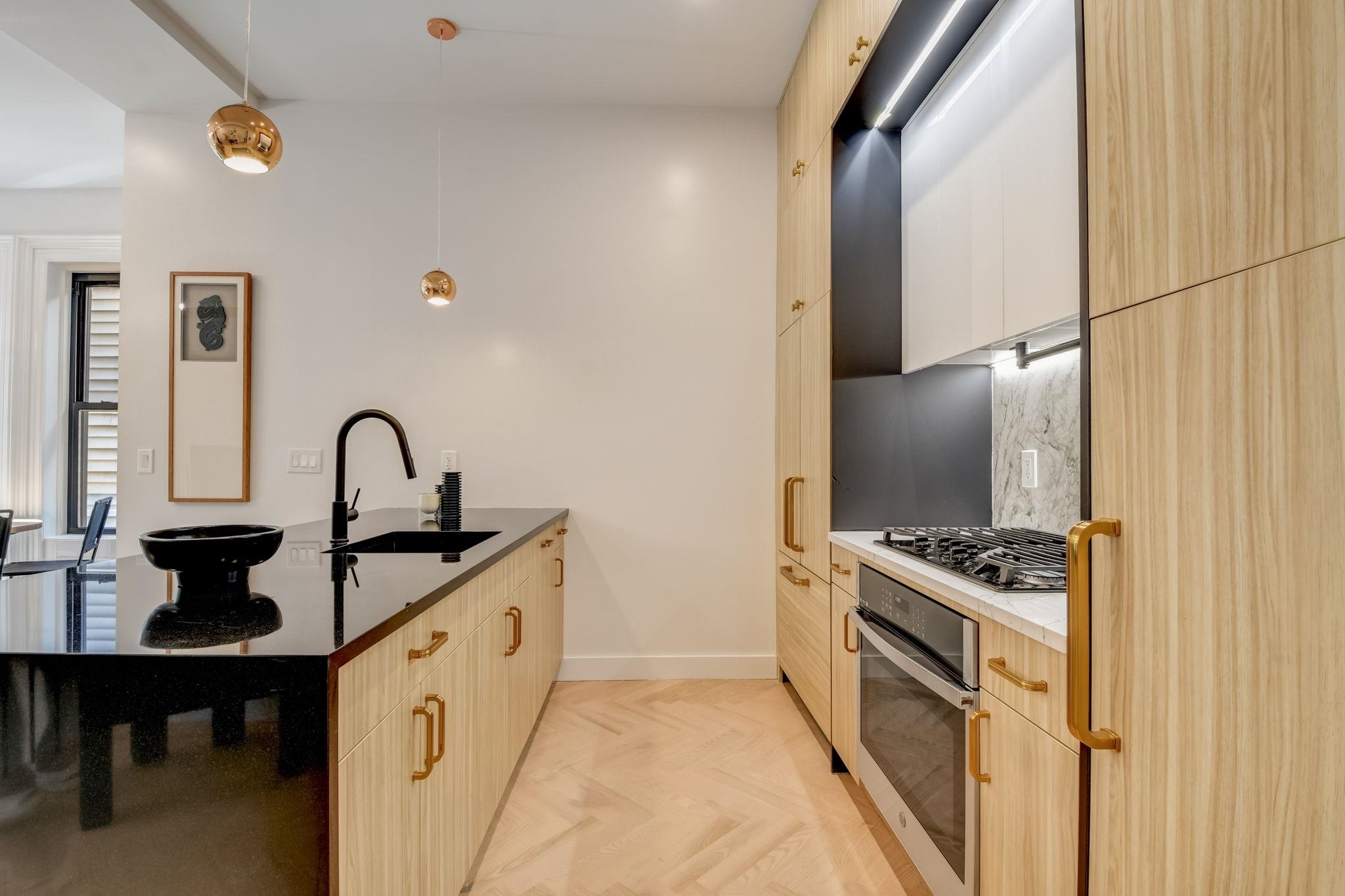 278 PACIFIC AVE Unit: 1