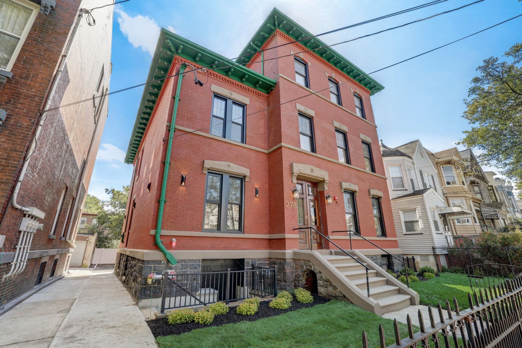 278 PACIFIC AVE Unit: 1