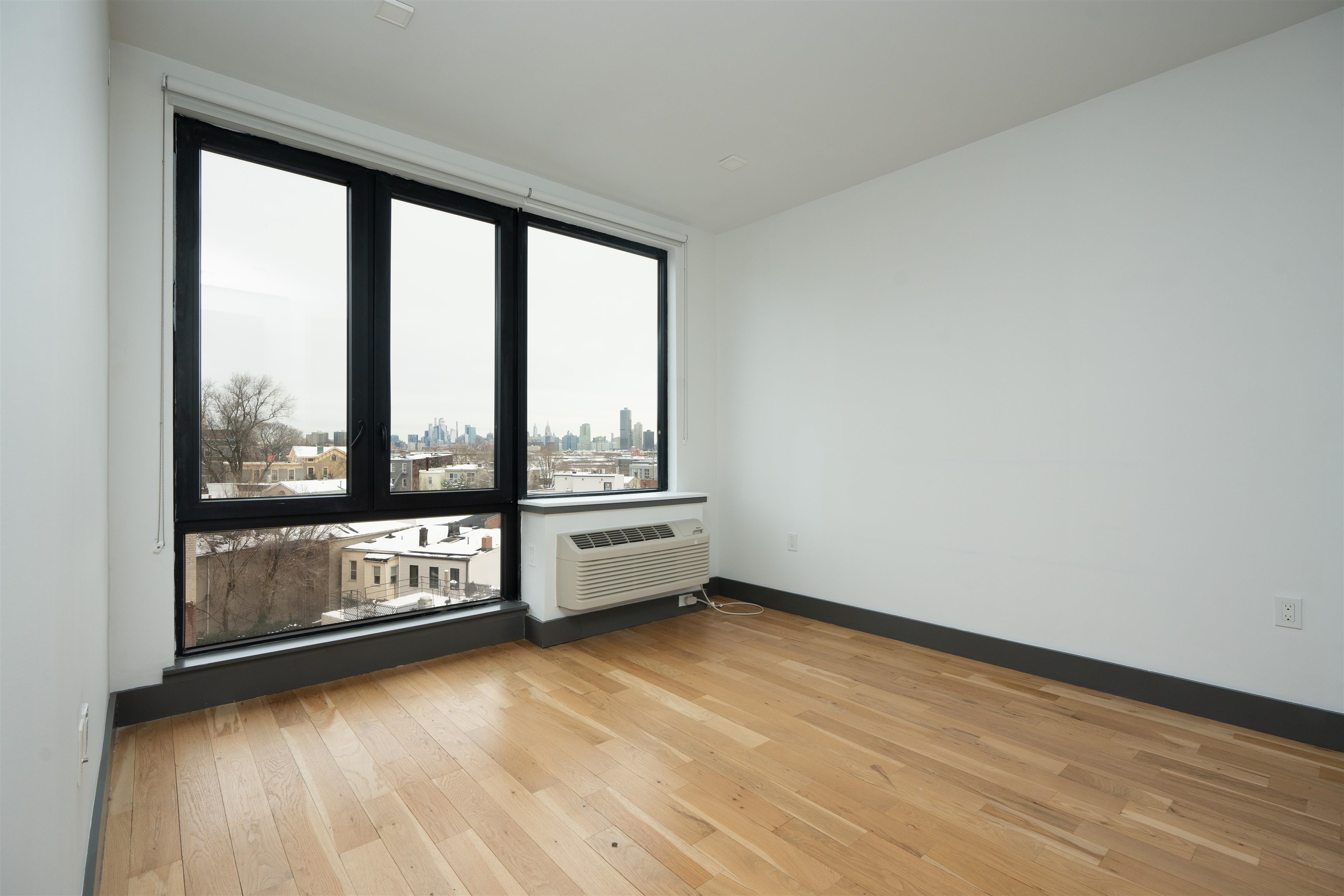 424 ARLINGTON AVE Unit: 401