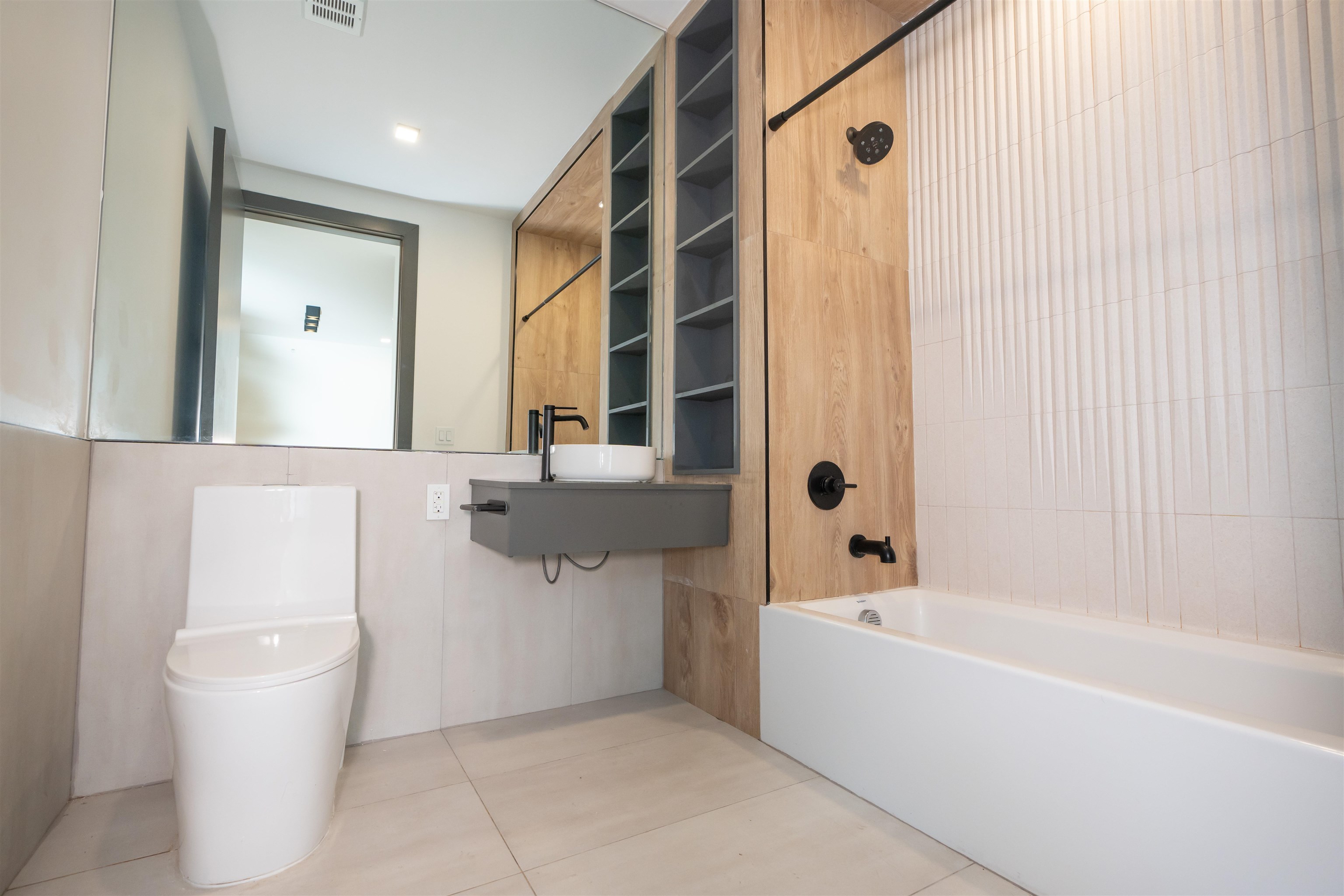 424 ARLINGTON AVE Unit: 401