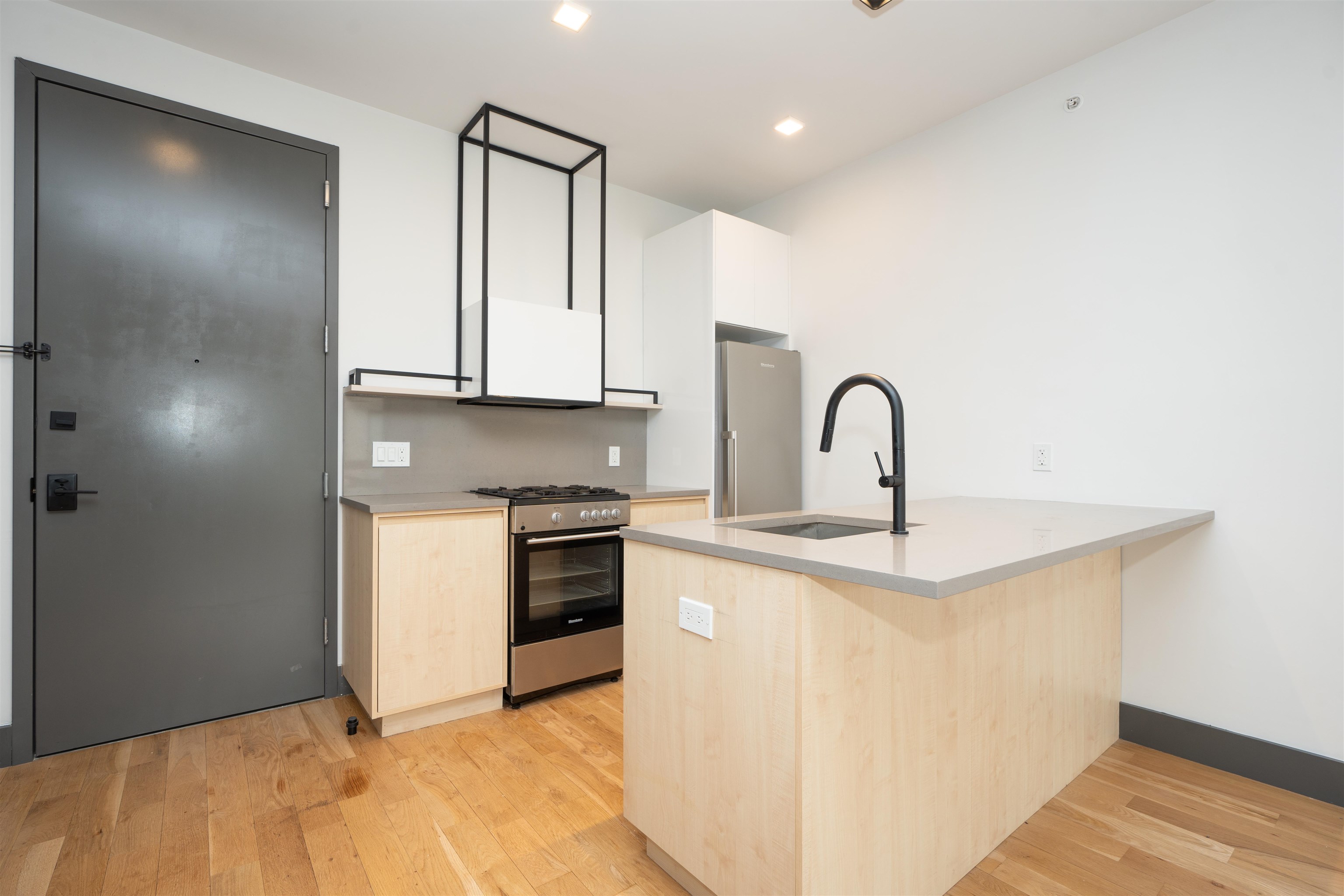 424 ARLINGTON AVE Unit: 401