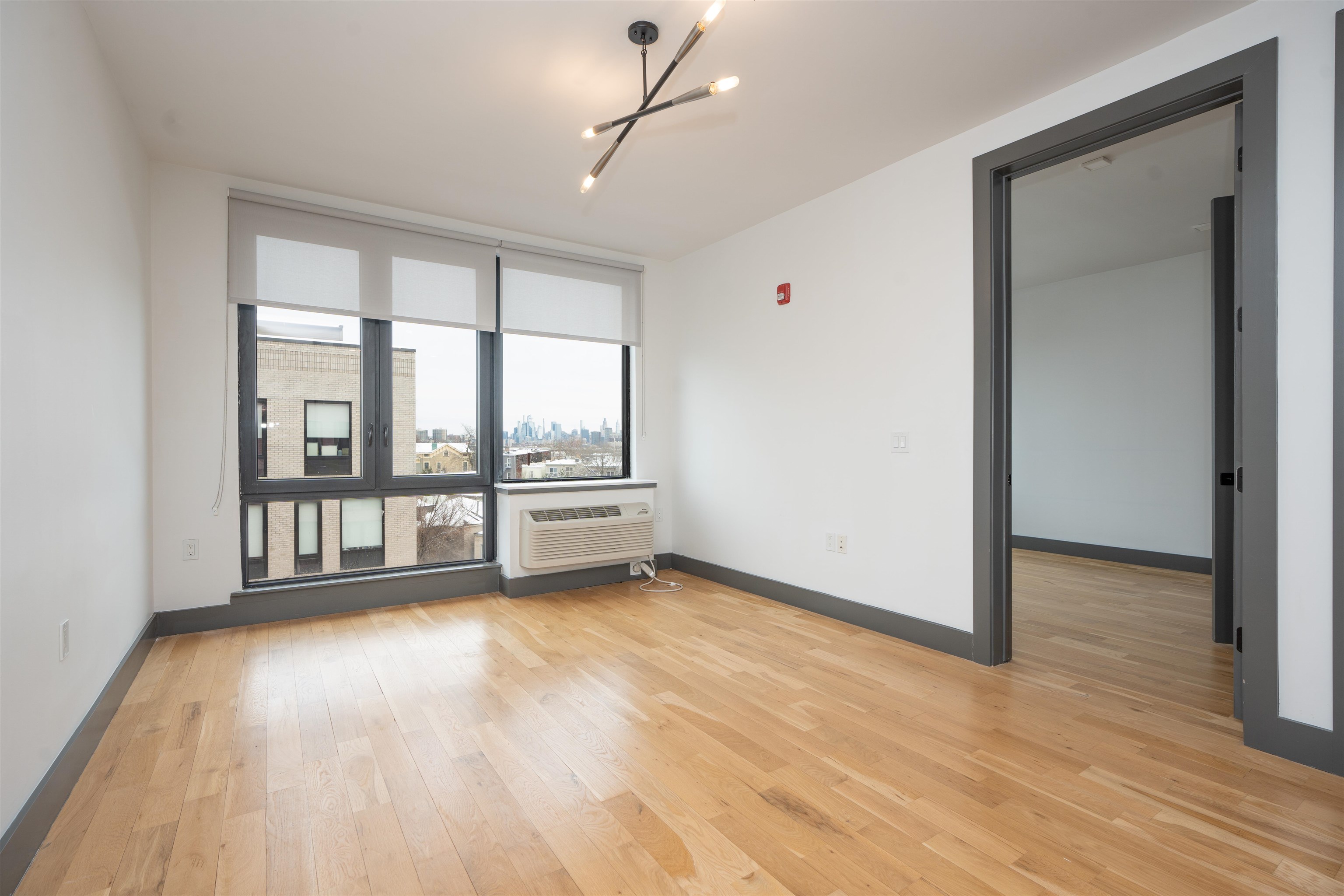 424 ARLINGTON AVE Unit: 401
