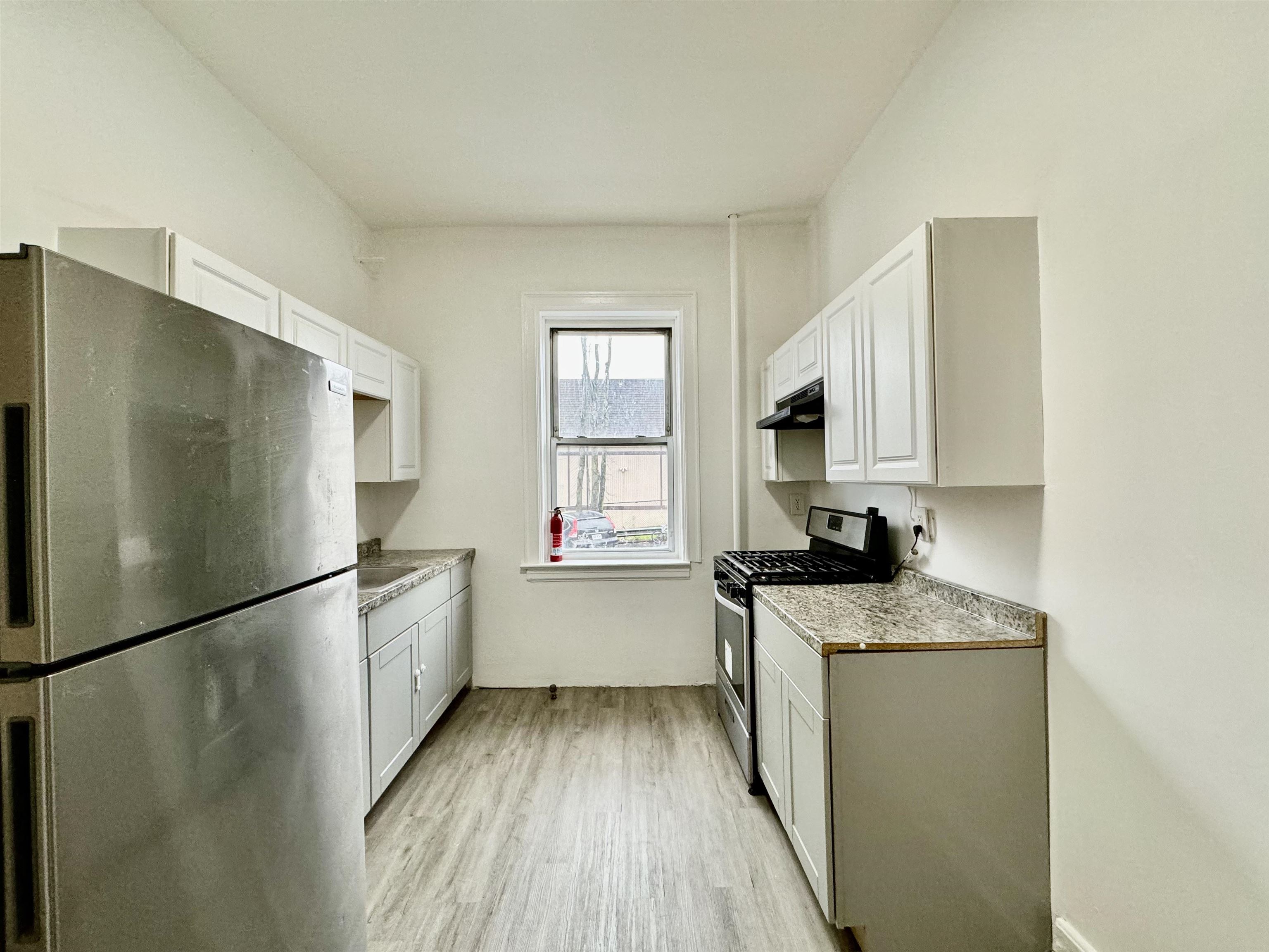197 LAFAYETTE PL Unit: A3