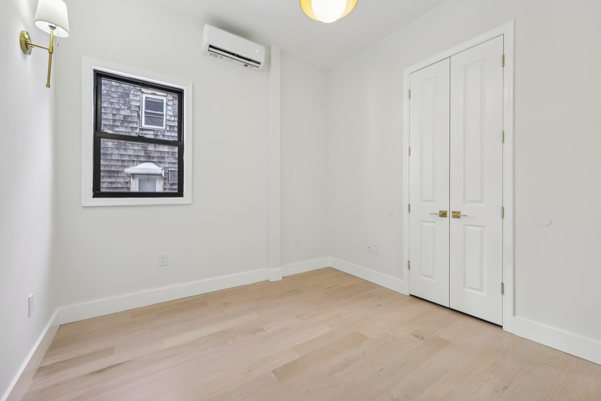 79 VROOM ST Unit: 1