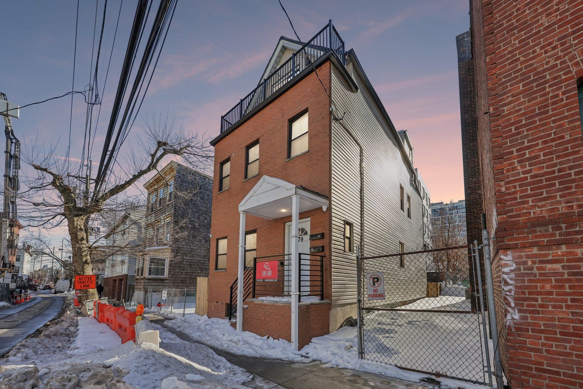 79 VROOM ST Unit: 1