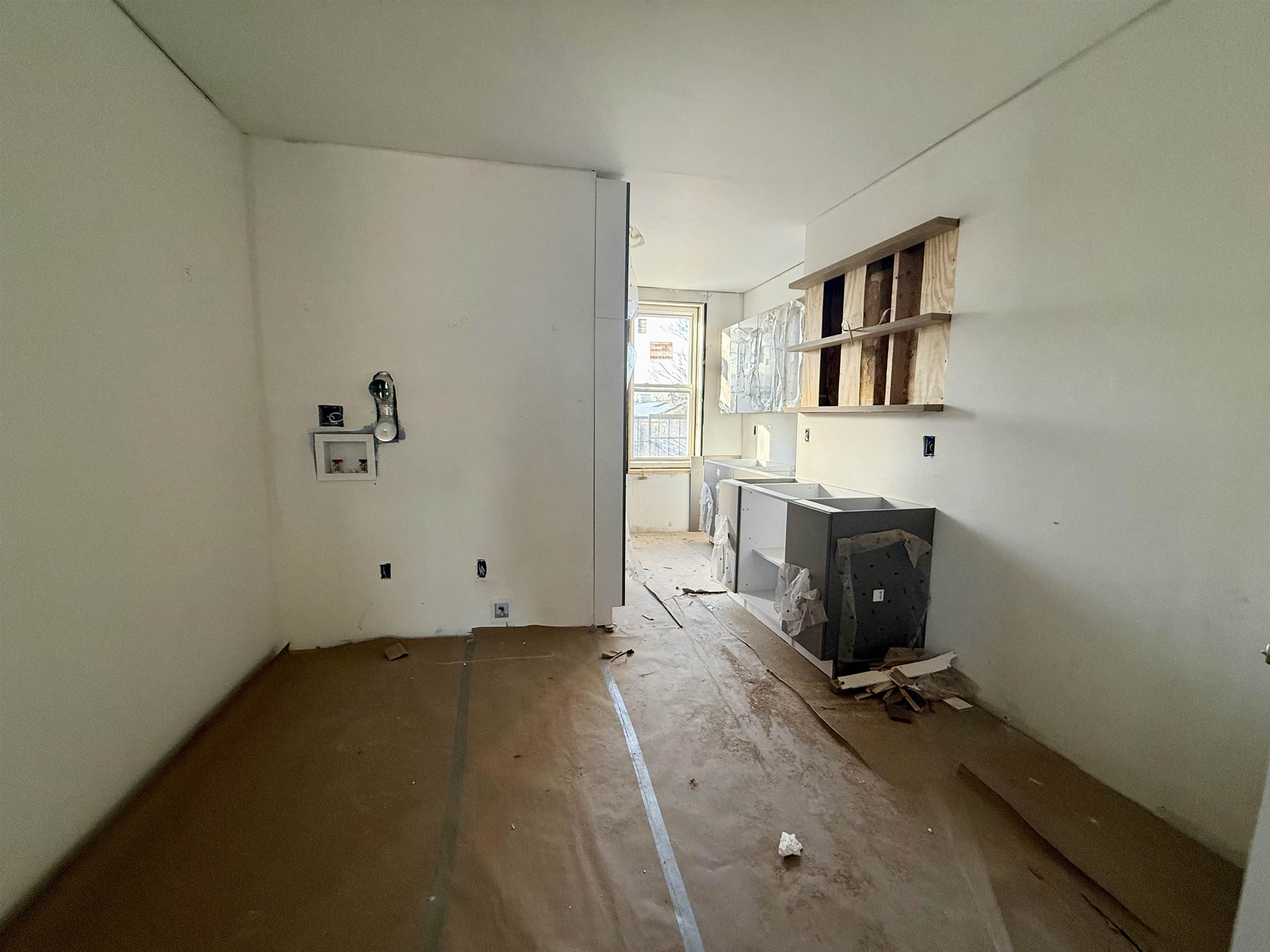 147 NEW YORK AVE Unit: 3L