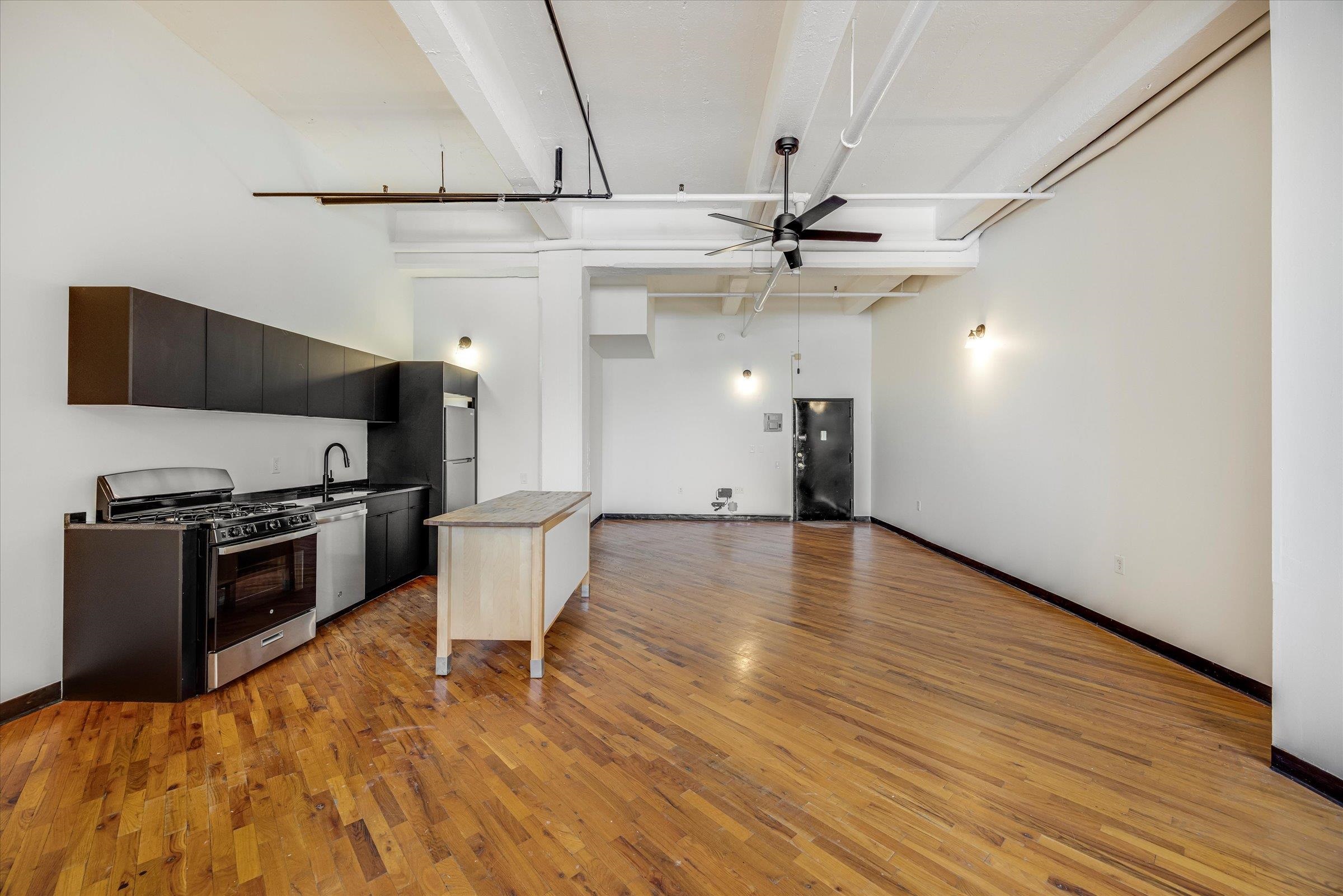 2 UNION ST Unit: 1L