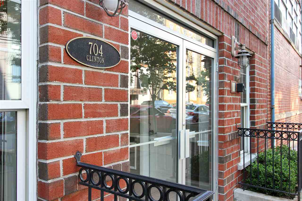 704 CLINTON ST Unit: 3D