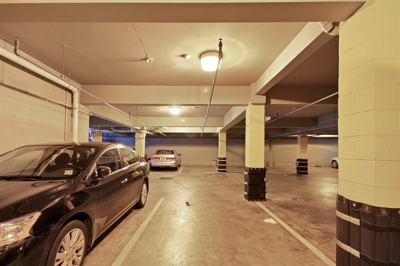 704 CLINTON ST Unit: 3D