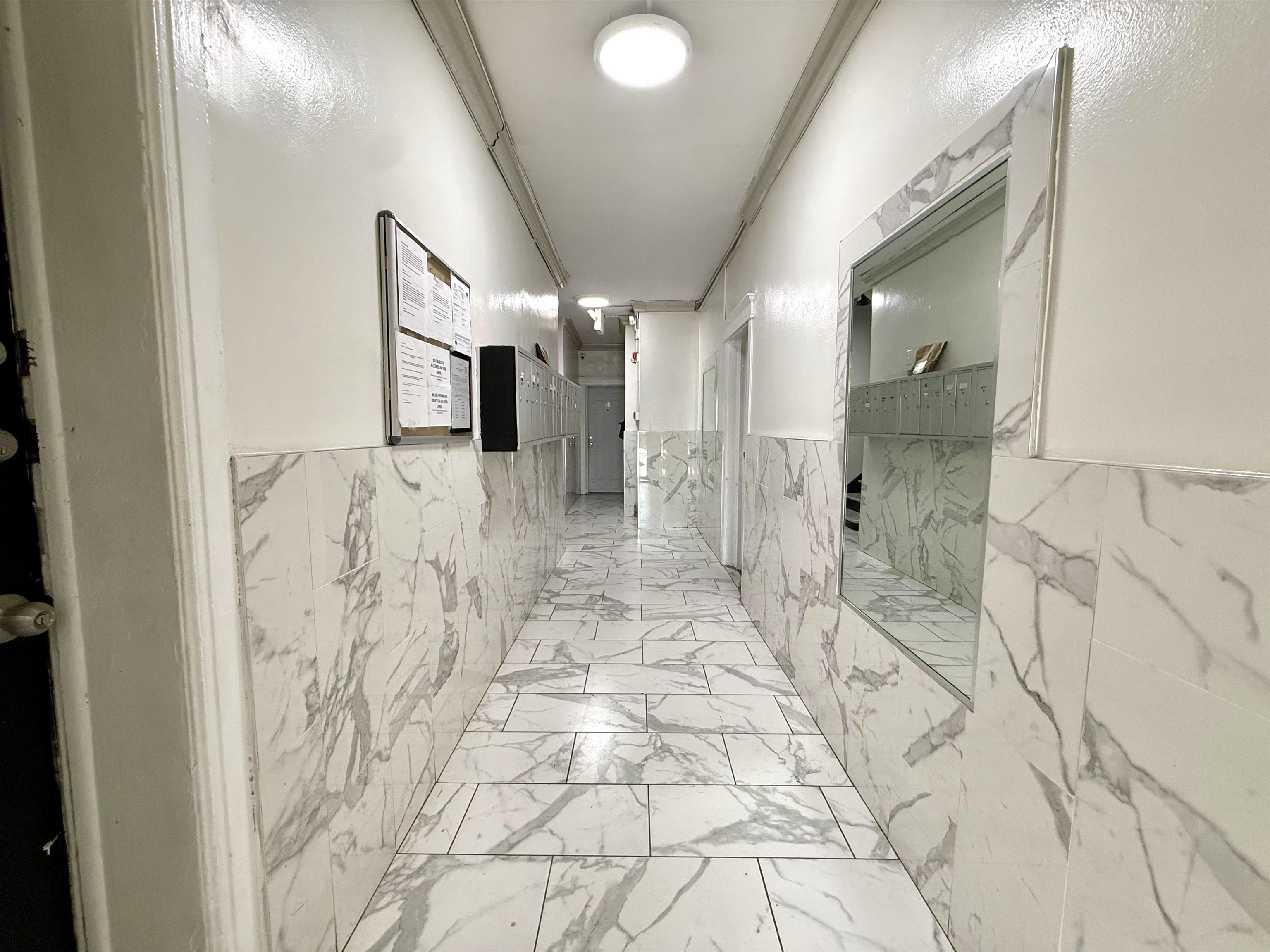 8610 JOHN F KENNEDY BLVD Unit: 1