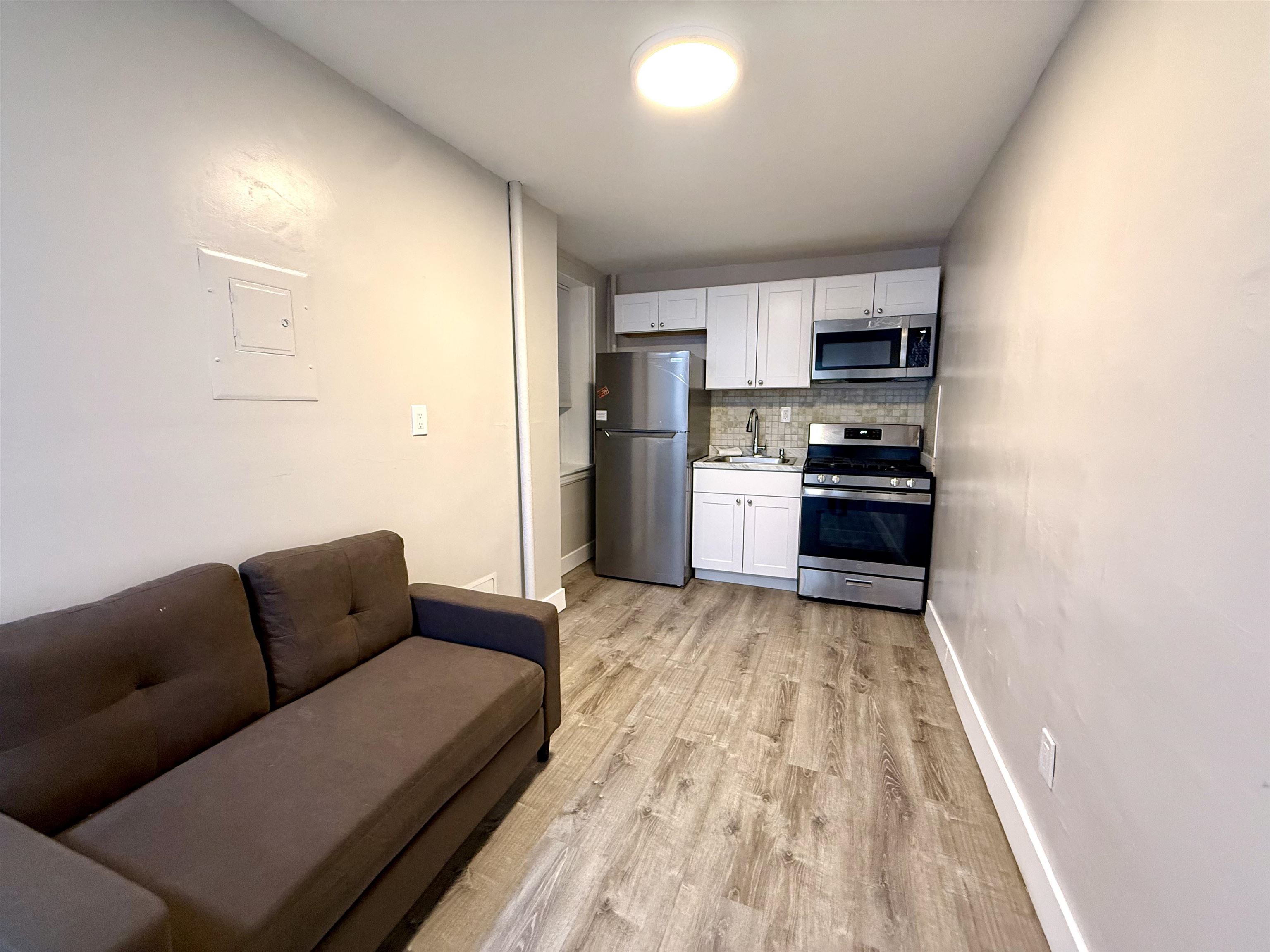 8610 JOHN F KENNEDY BLVD Unit: 1