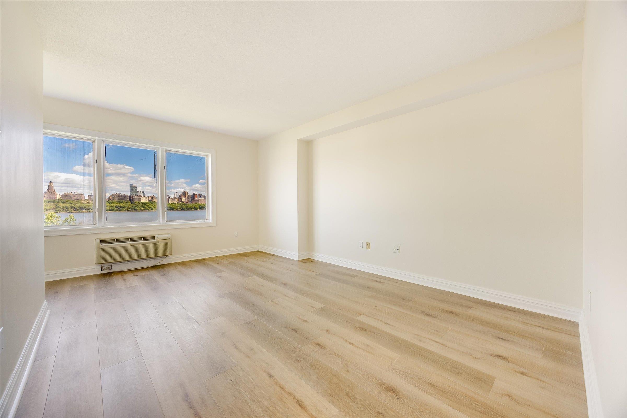 6315 CITY PL Unit: 6315
