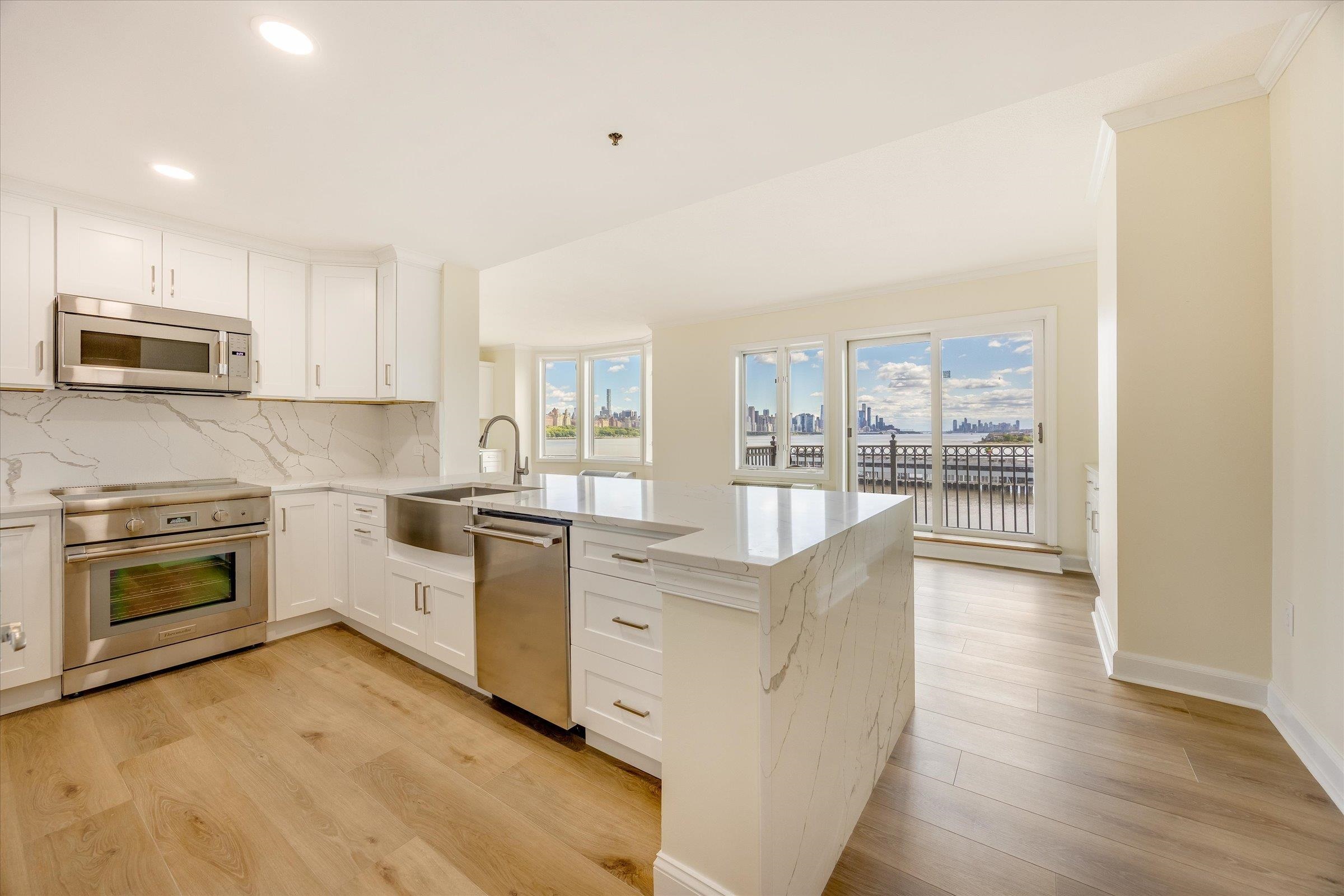 6315 CITY PL Unit: 6315