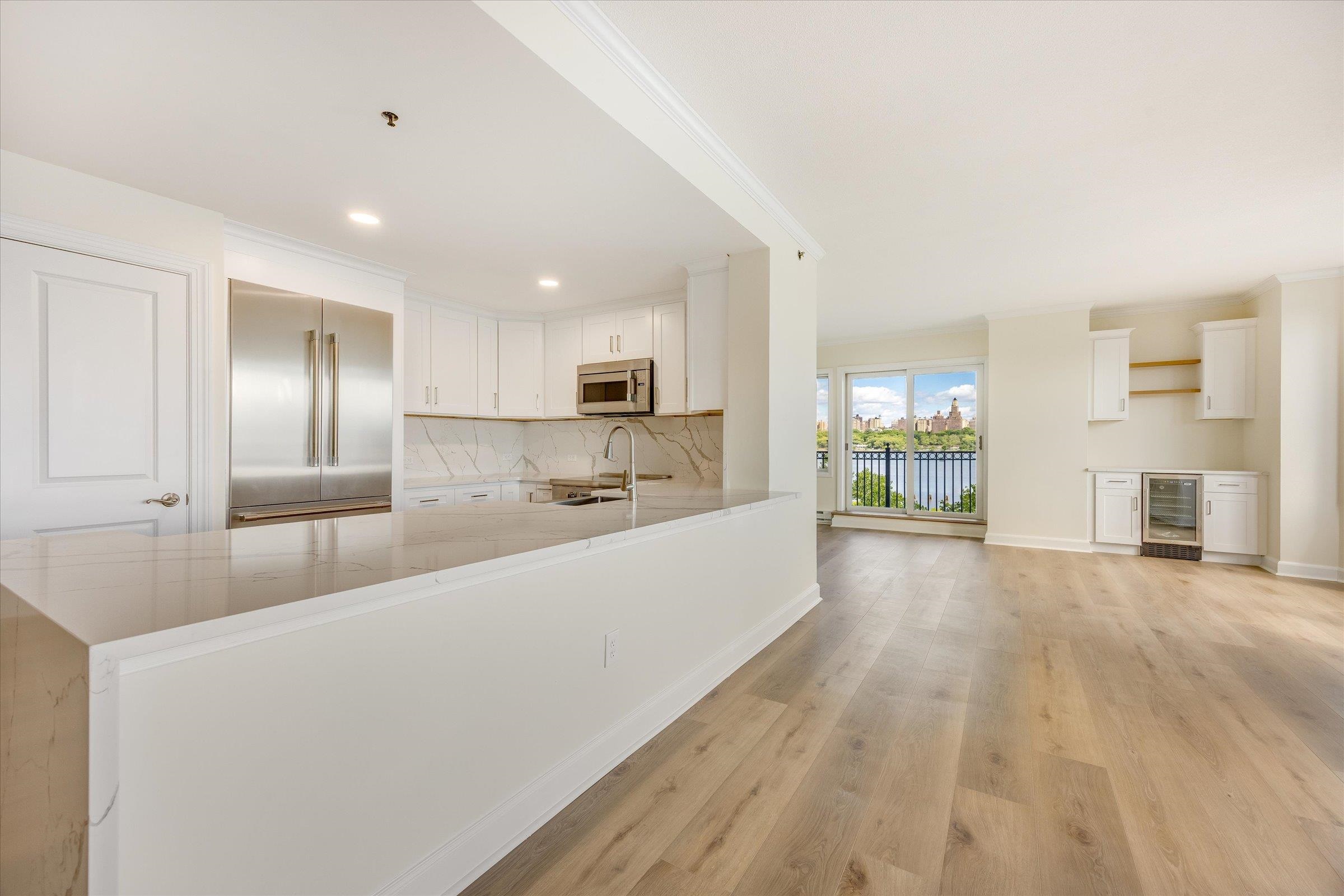6315 CITY PL Unit: 6315