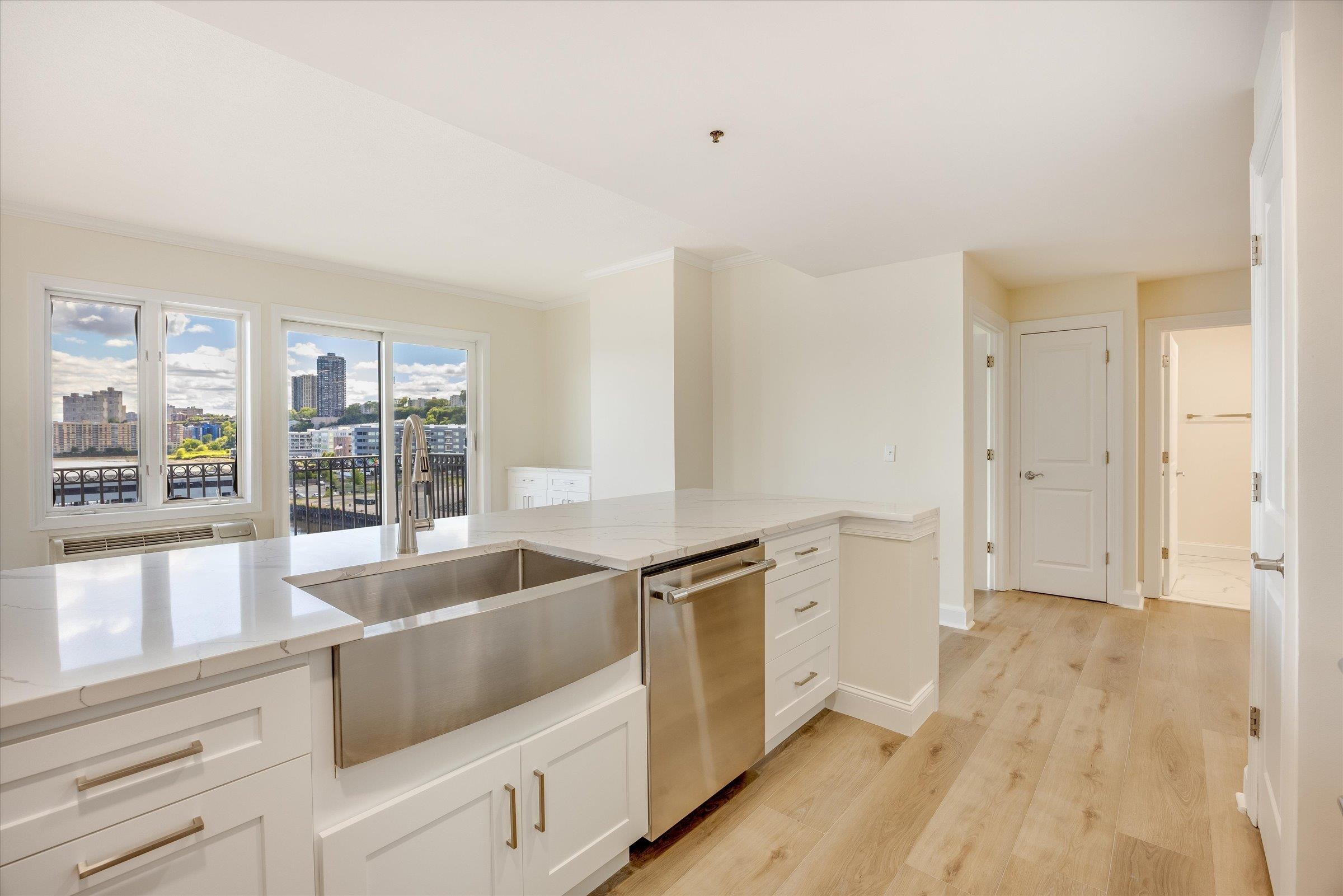 6315 CITY PL Unit: 6315